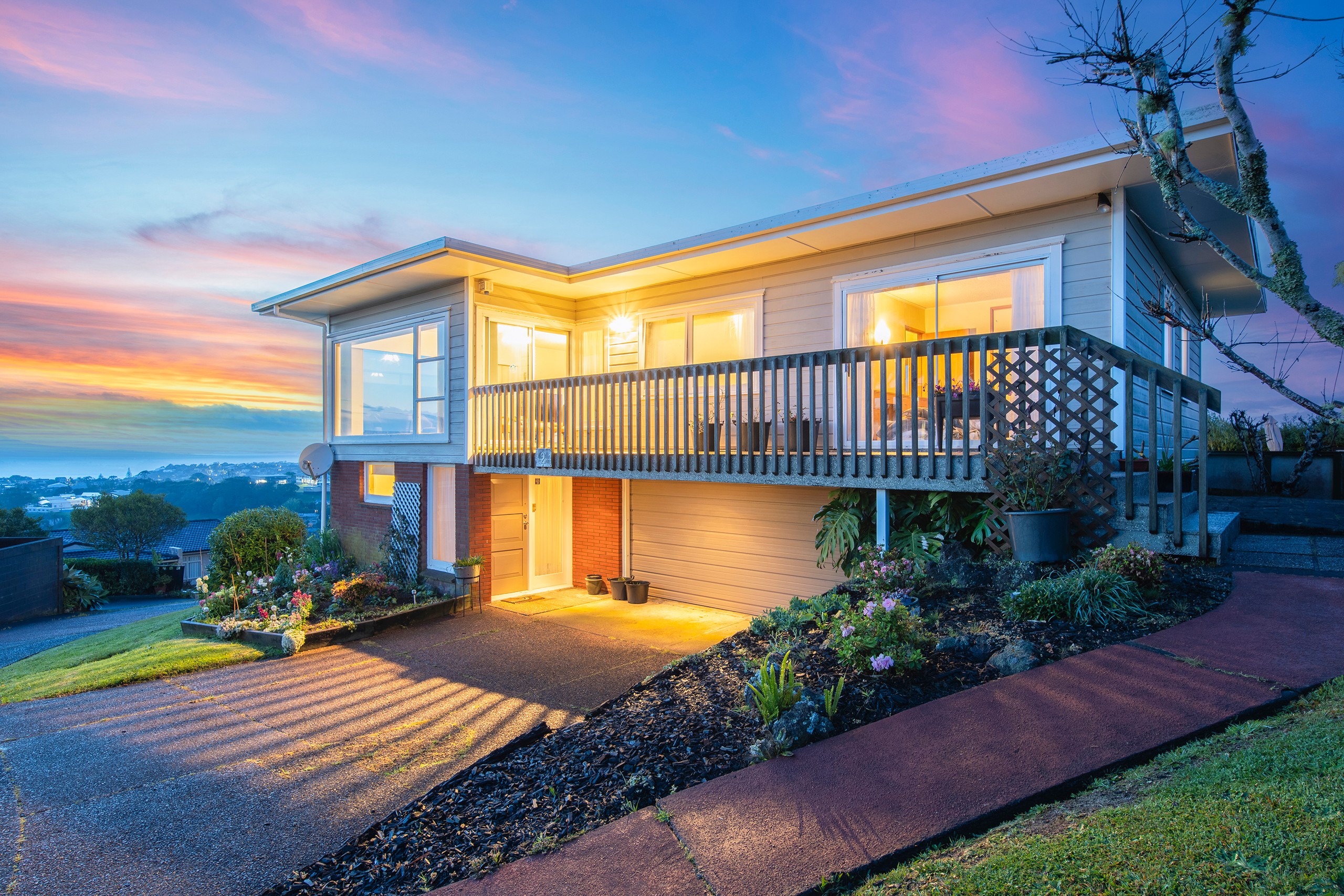 2 Shearwater Rise, Rothesay Bay, North Shore City