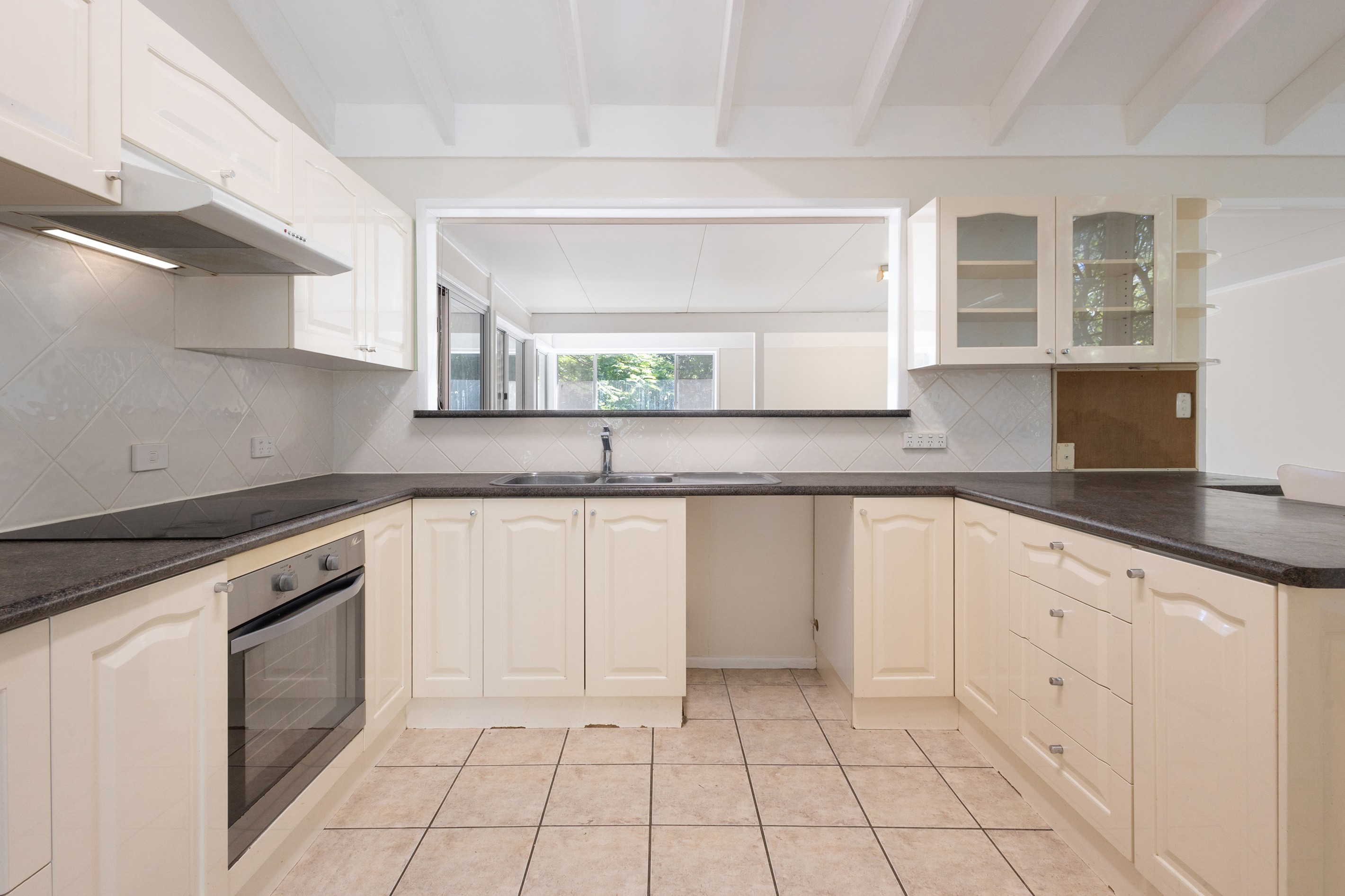 27 Finvoy Street, Ferny Grove, QLD 4055