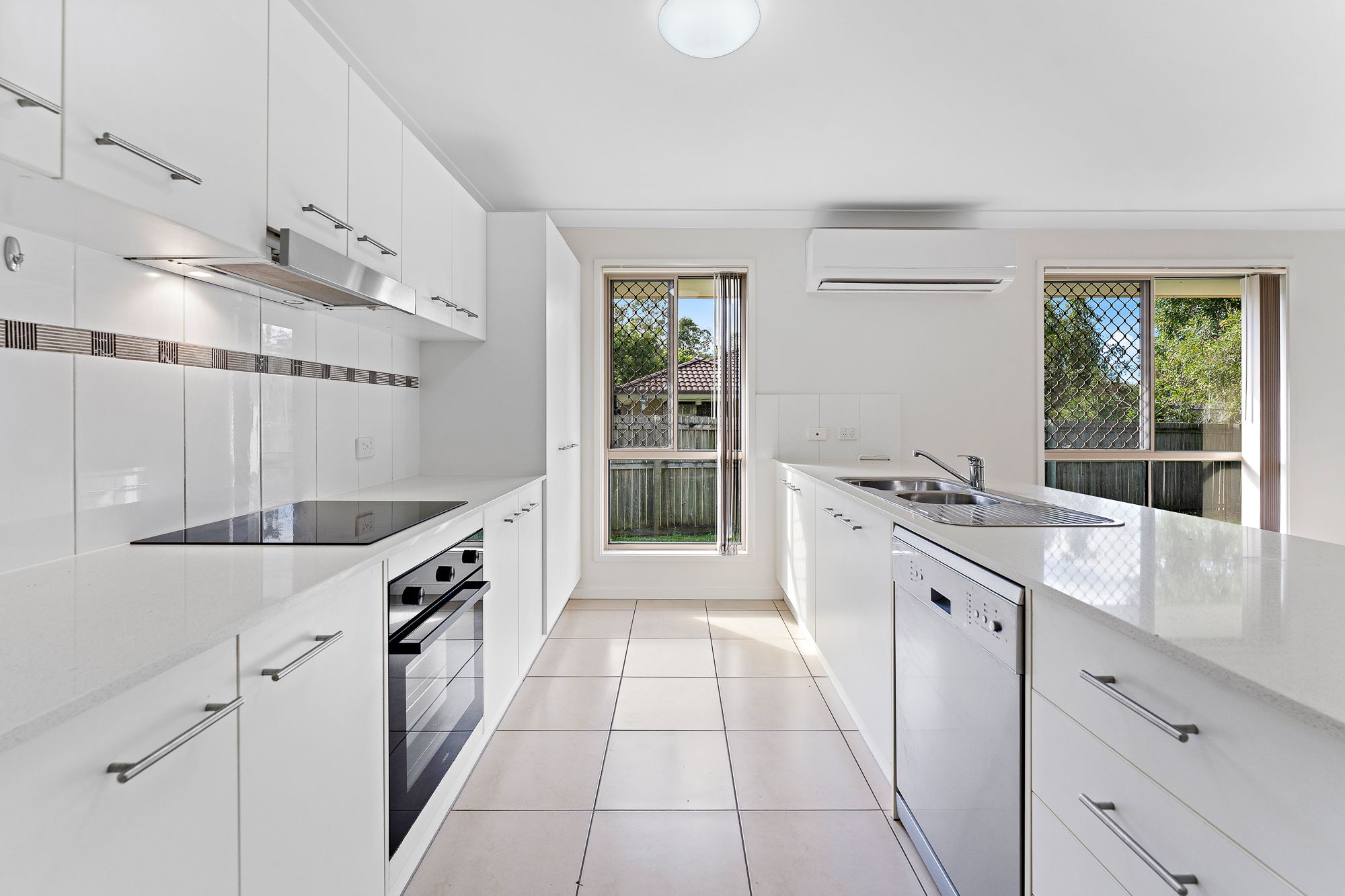10 Bellflower Crescent, Mount Cotton, QLD 4165
