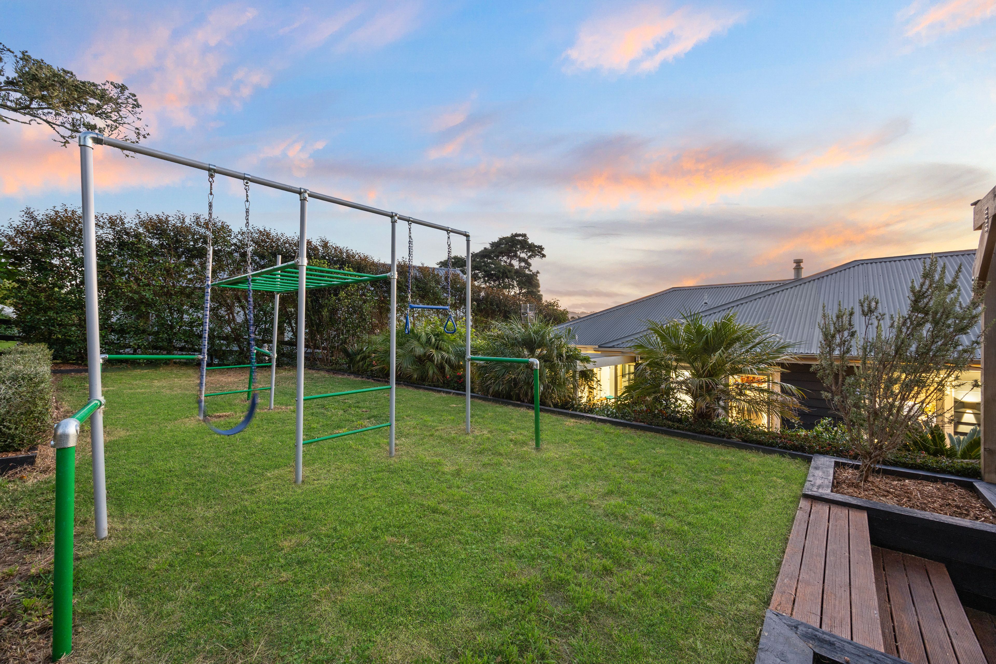 101 Waitakere Road, Waitakere, Waitakere City