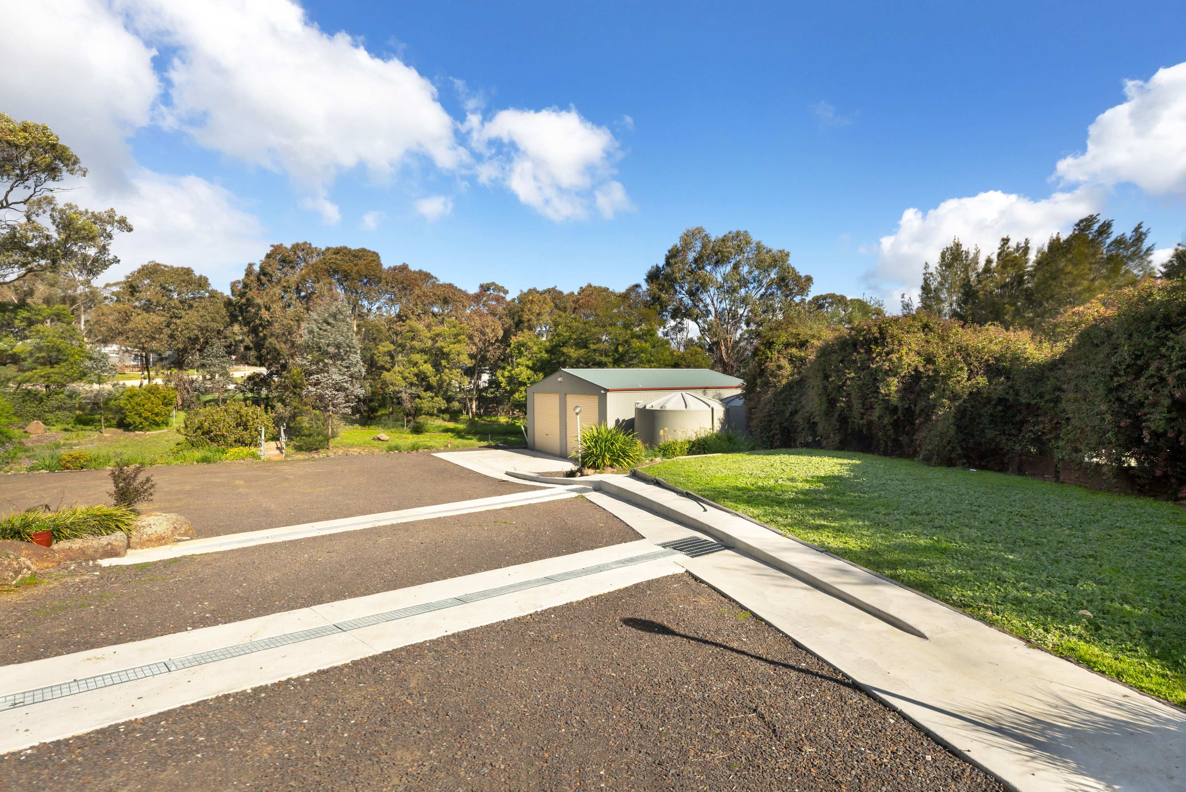 44 Russell Street — photo 16 of 19