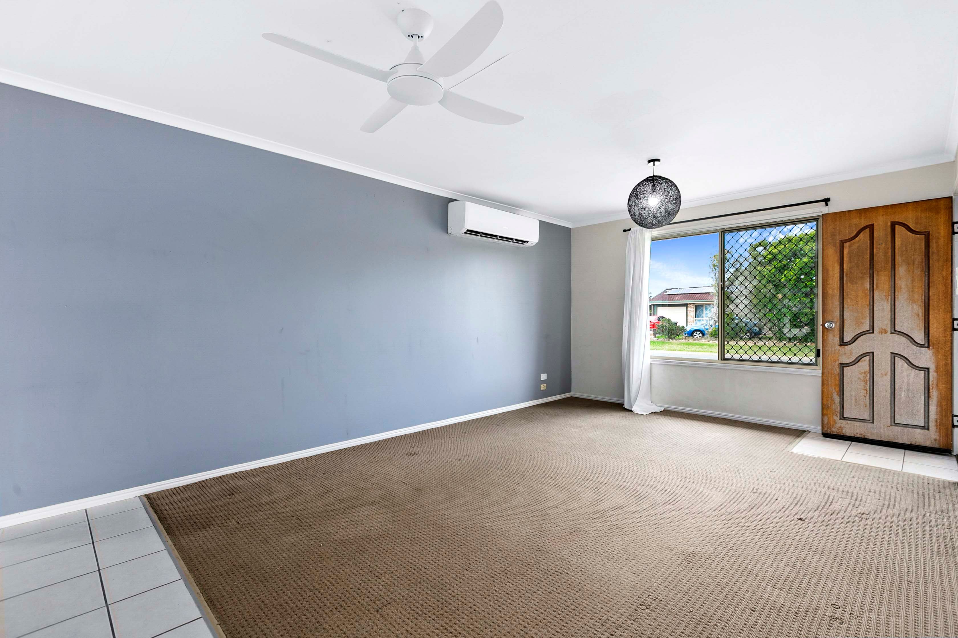 18 Wide Bay Drive — photo 3 of 21