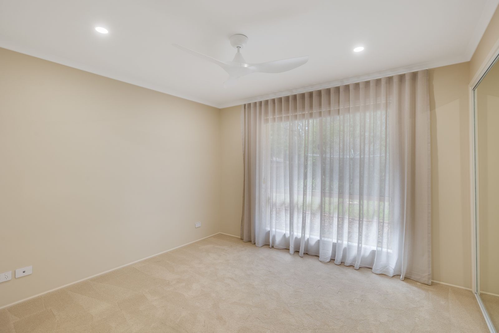 11 Merrol Street — photo 7 of 15