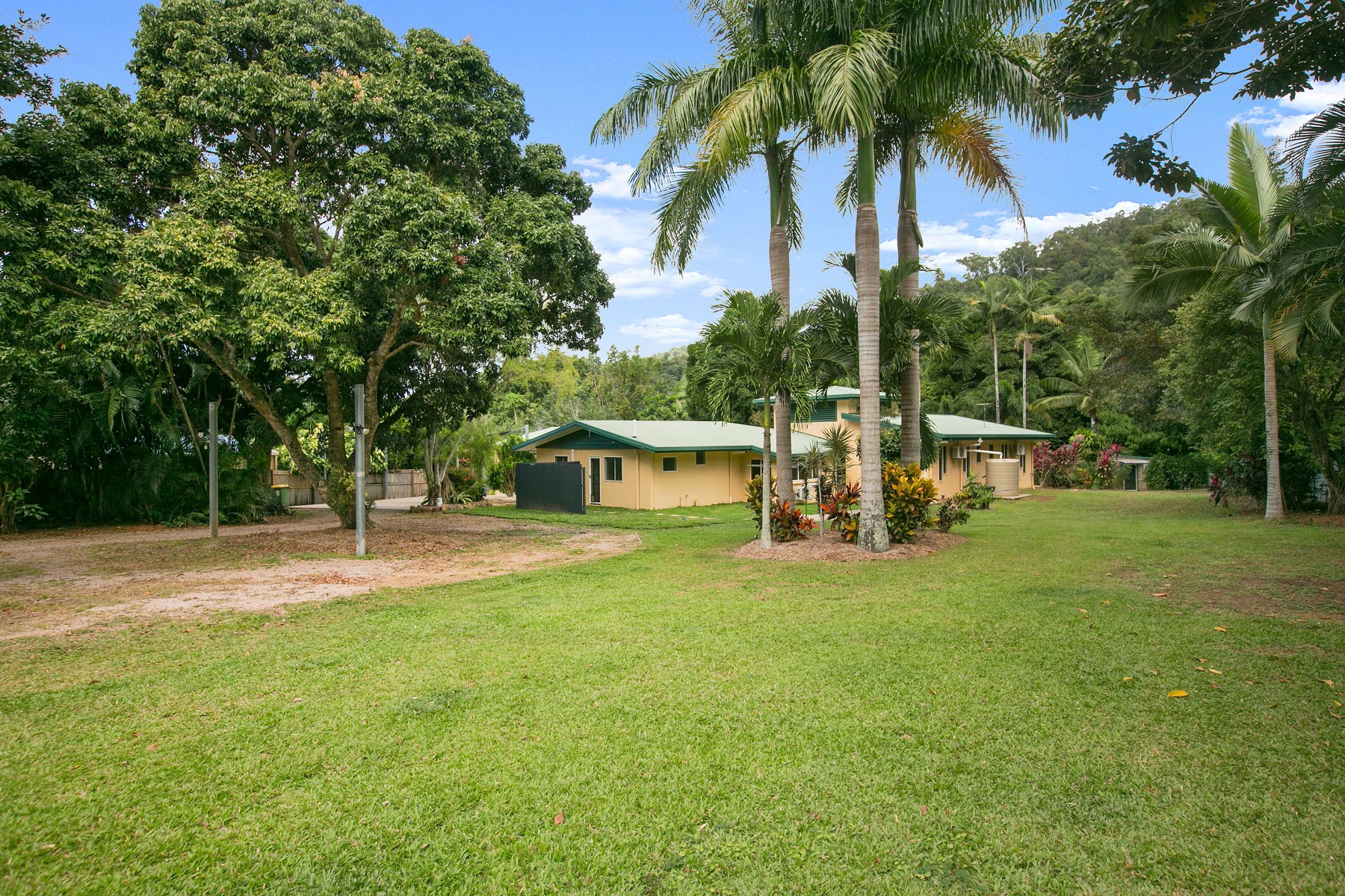 87 - 89 Stanton Road, Smithfield, QLD 4878