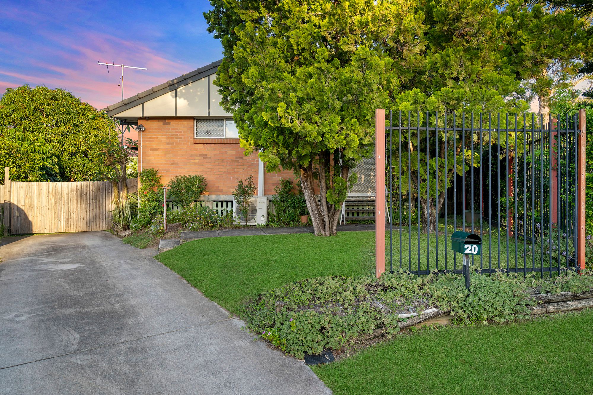 20 Opal Street, Slacks Creek, QLD 4127