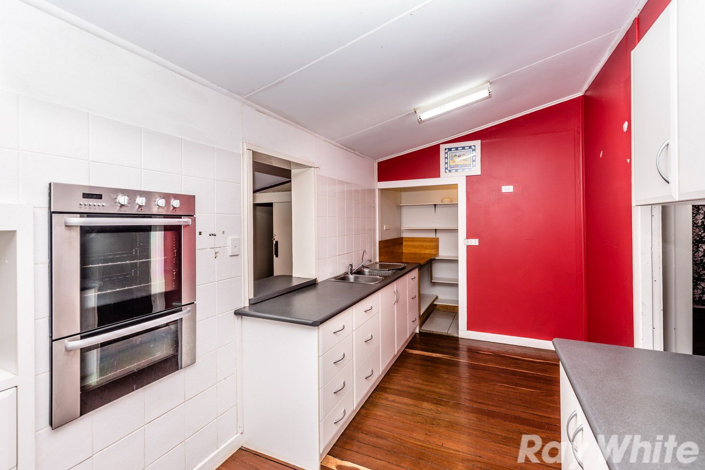 224 First Street, Wonthella, WA 6530