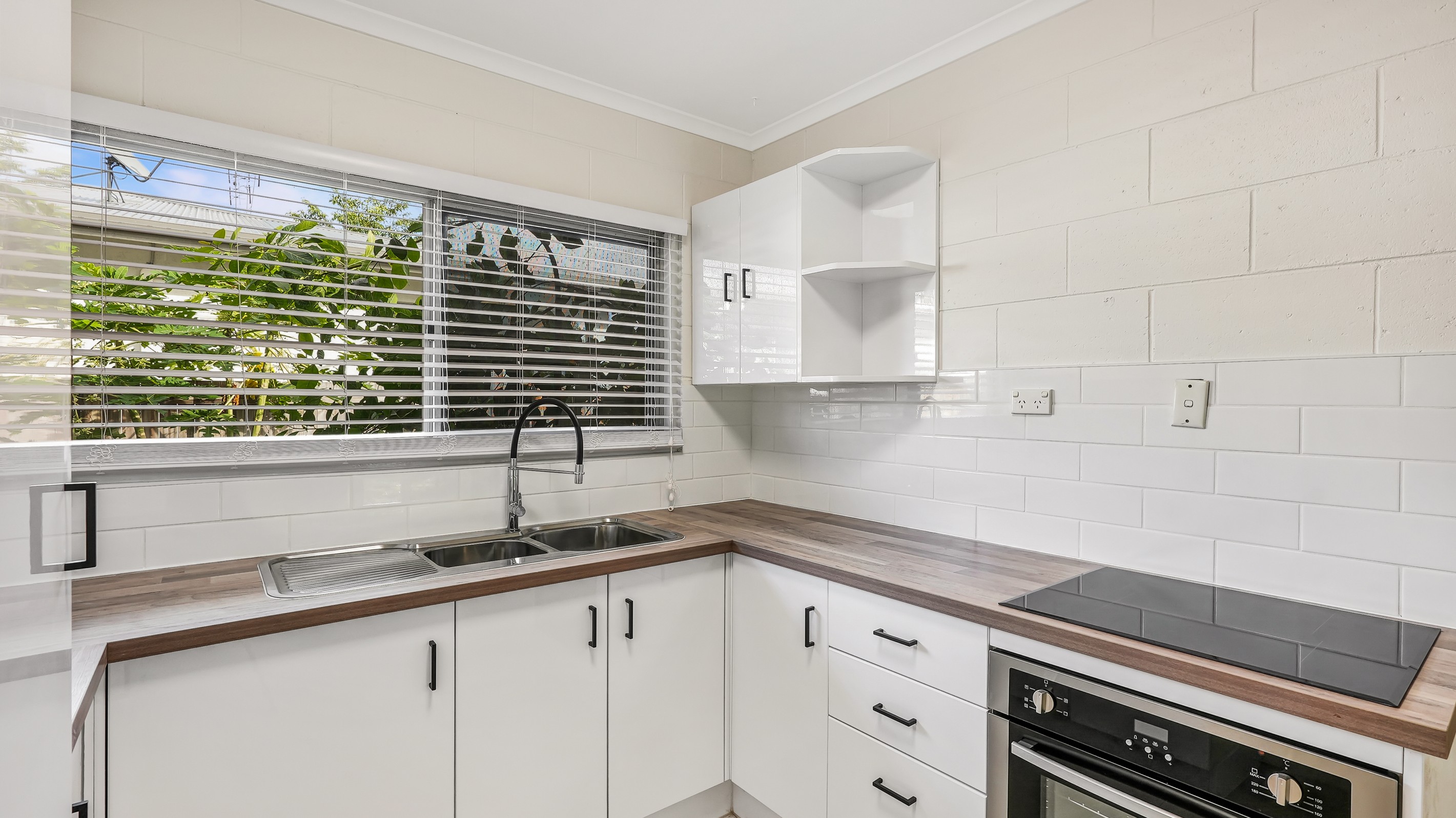 A/18 Macilwraith Street, Manoora, QLD 4870