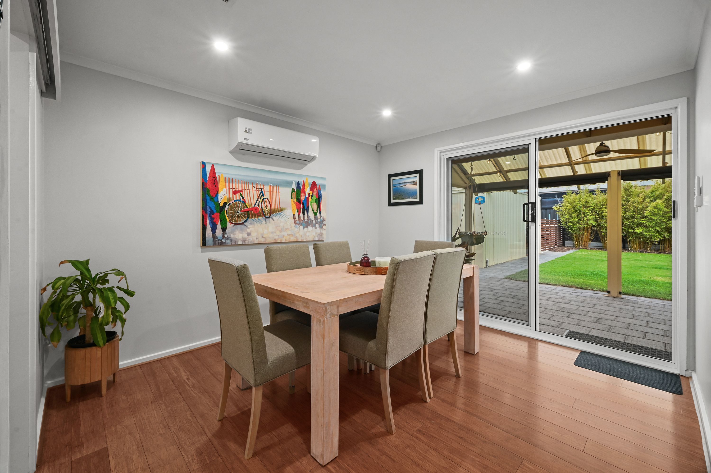 2 Jena Close — photo 8 of 25