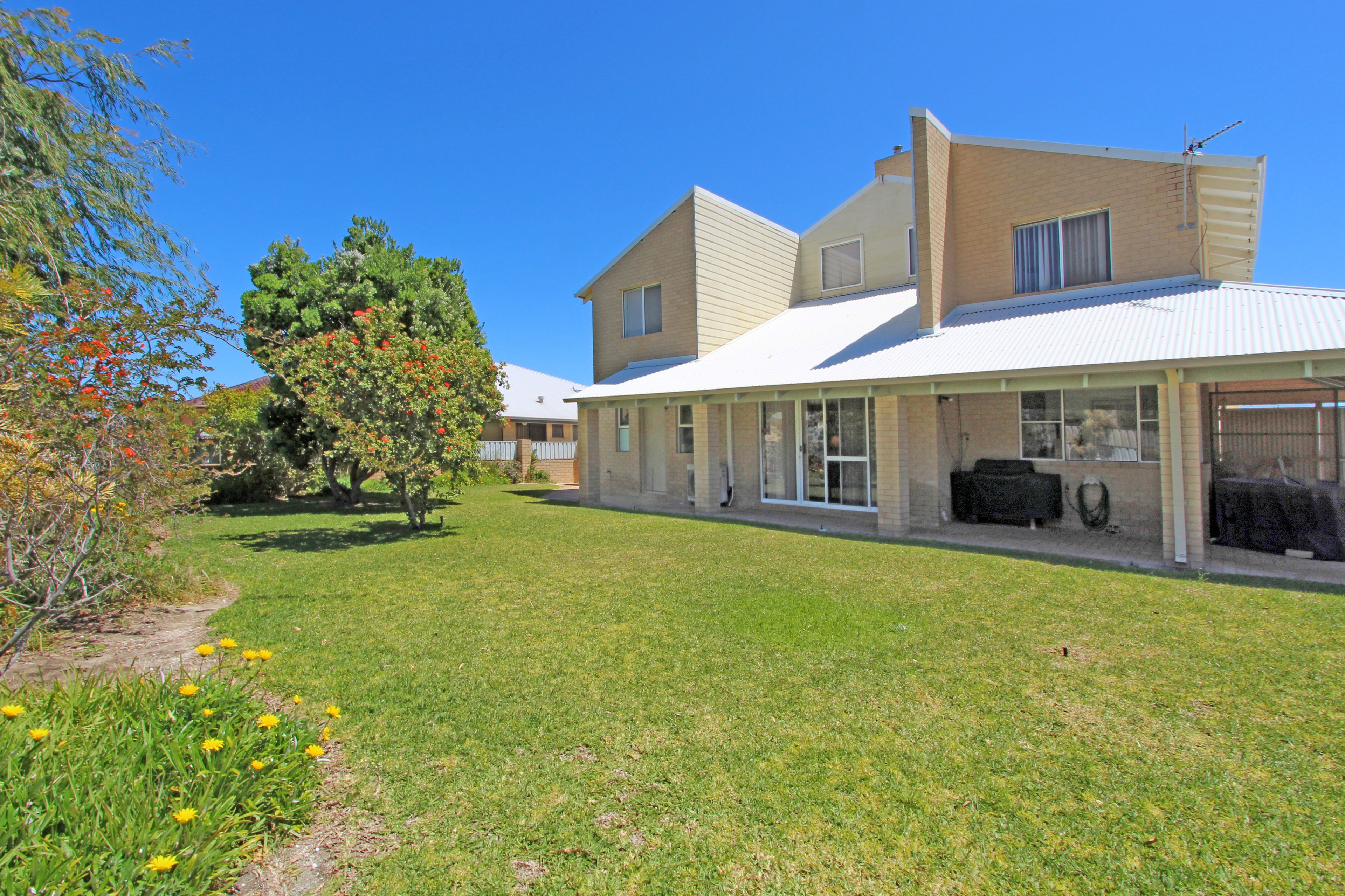 36 Casuarina Crescent, Jurien Bay, WA 6516