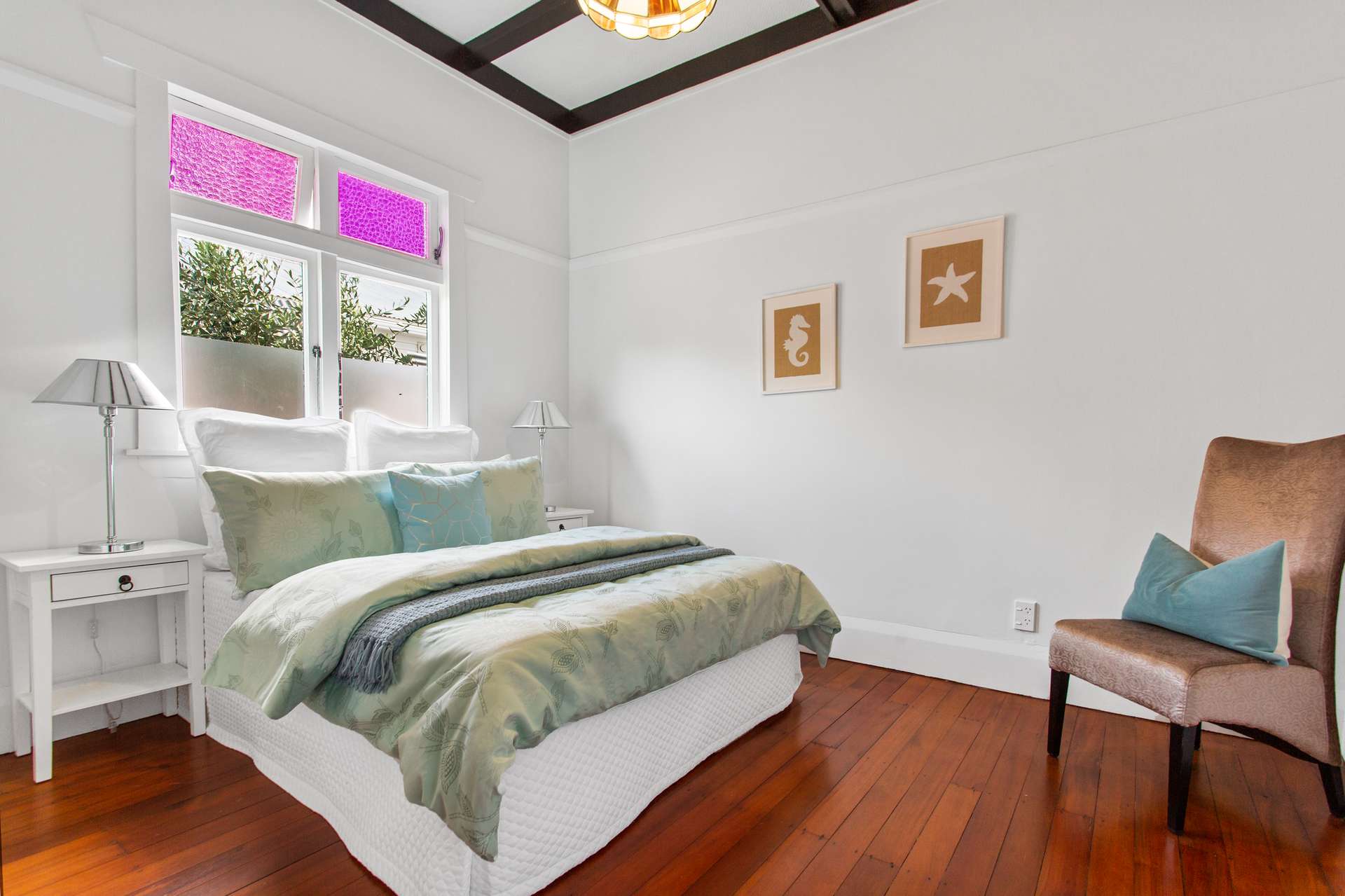 12 Mona Avenue photo 6