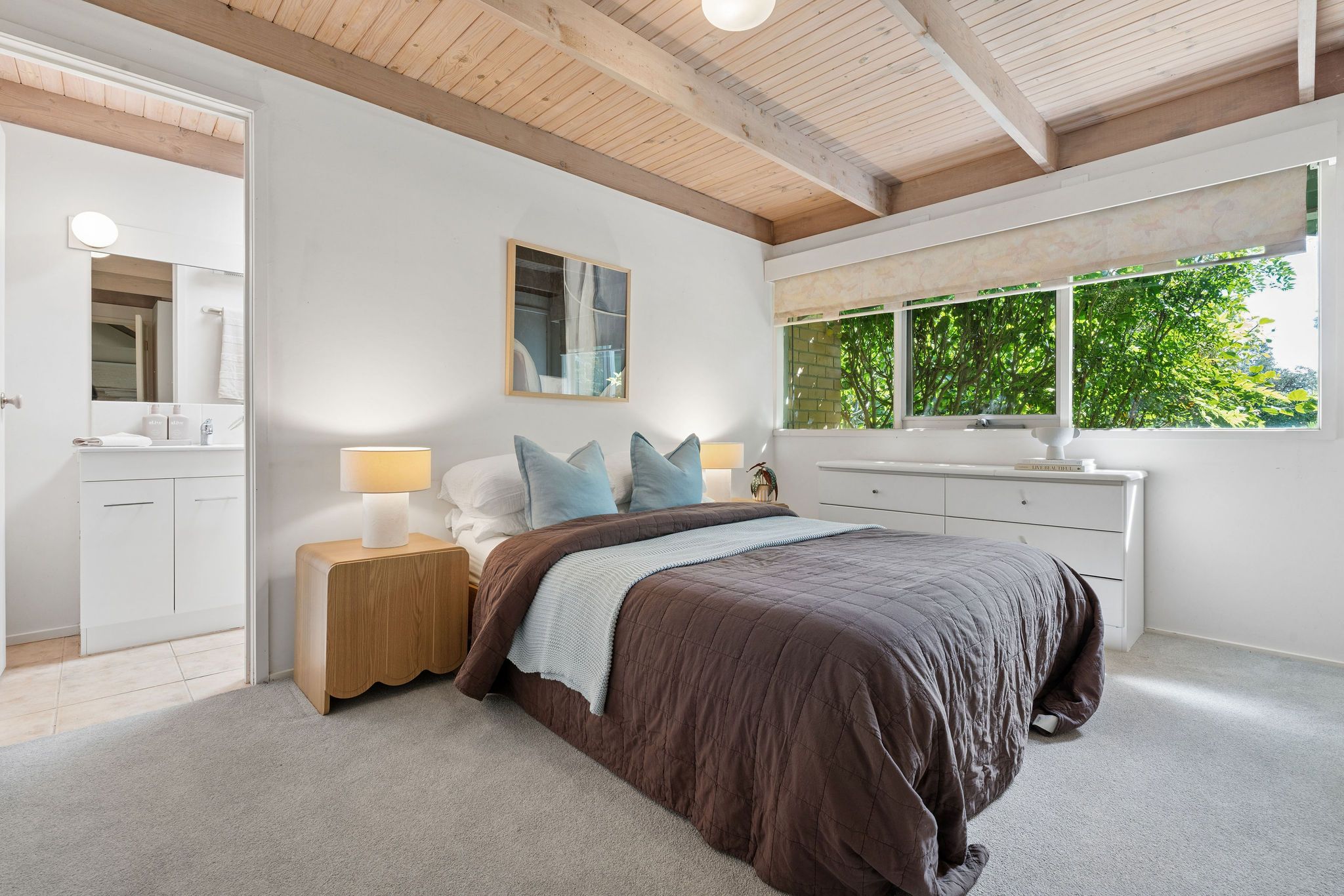 30 Banksia Place — photo 6 of 15