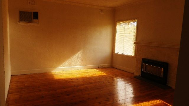 4 Loller Street, Springvale, VIC 3171
