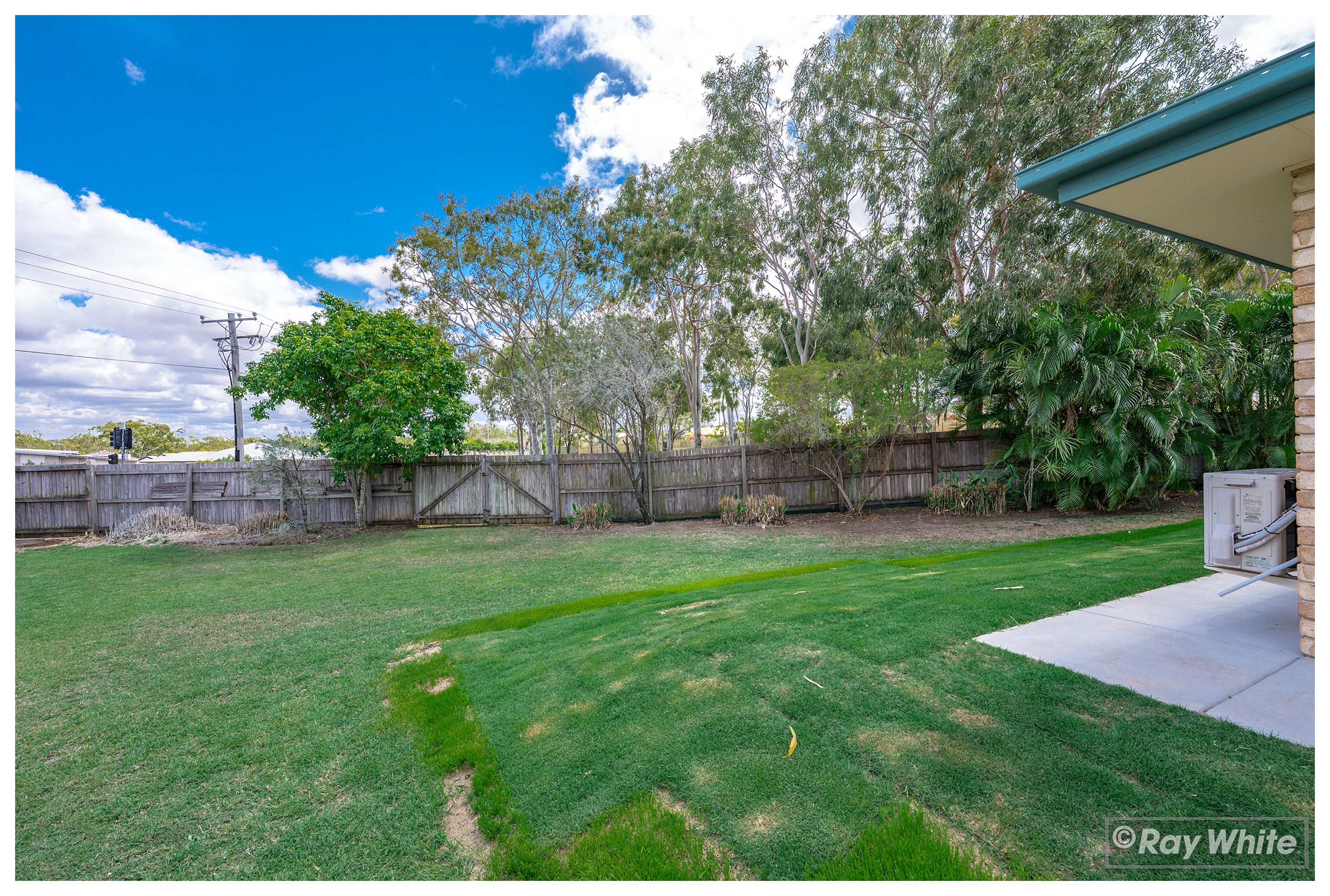 24 Lilydale Close — photo 6 of 30