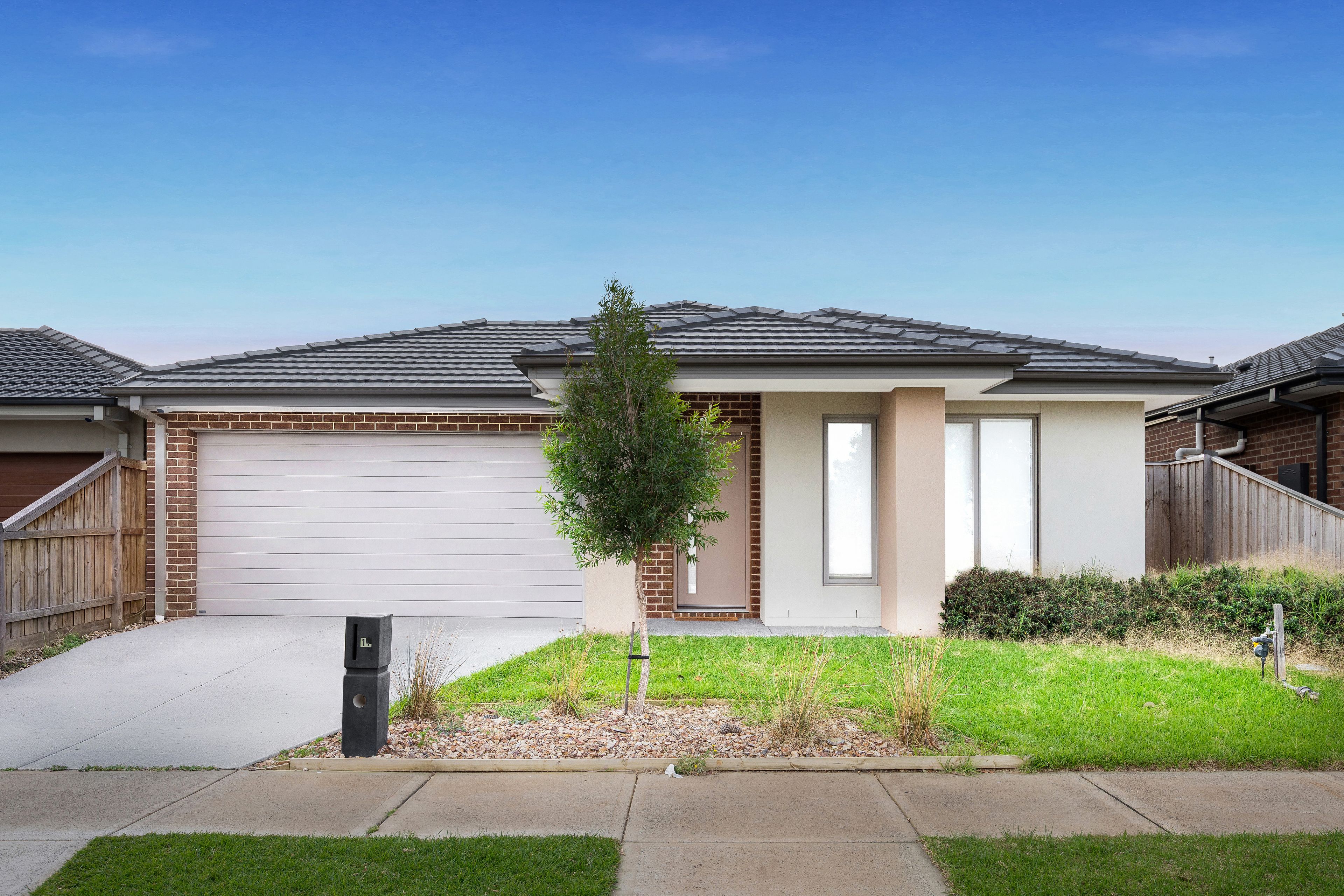 17 Milsom Avenue — photo from Ray White Taylors Lakes