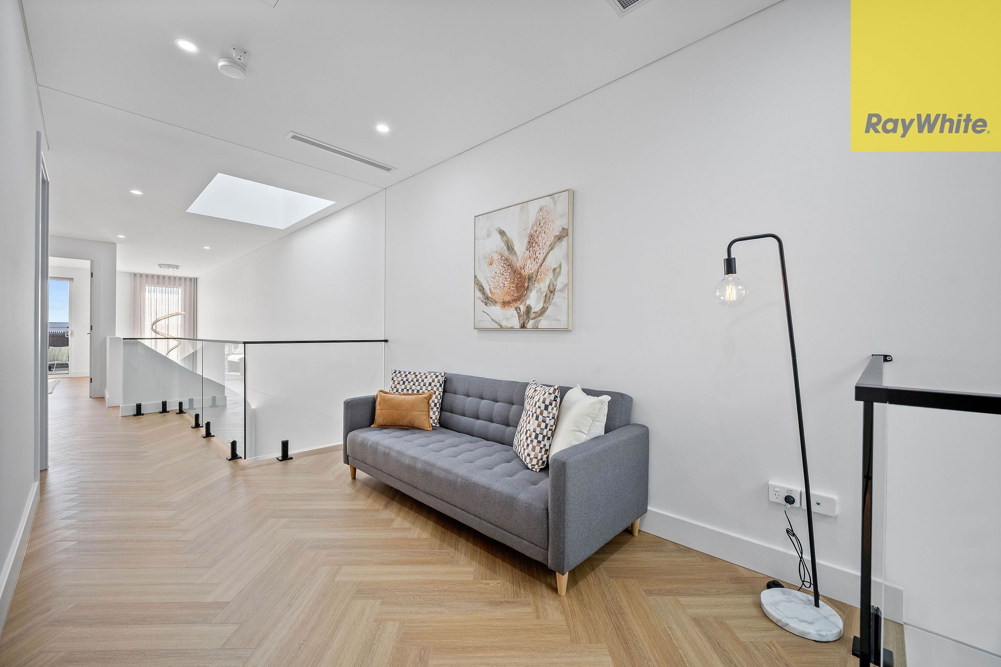 51B Chamberlain Road — photo 12 of 24
