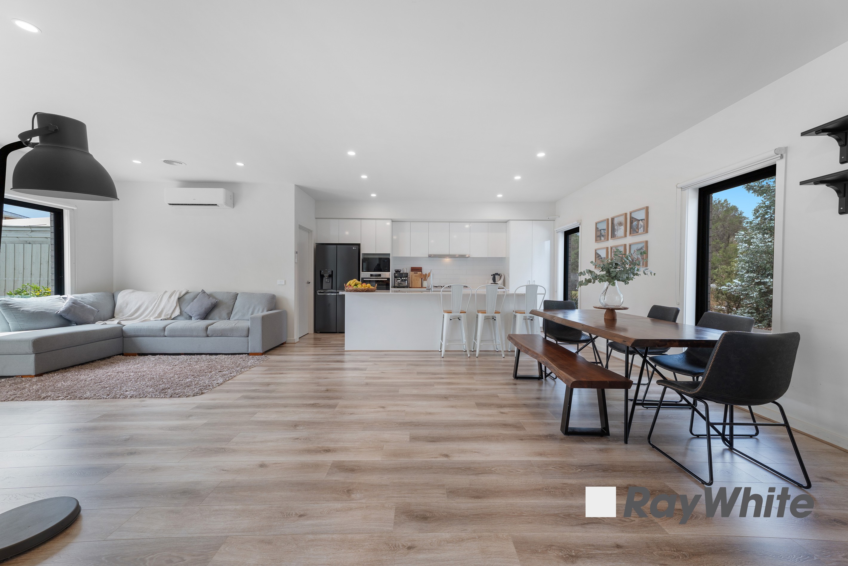 4/108 David Collins Drive, Endeavour Hills, VIC 3802