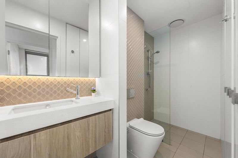 66/2-8 James Street — photo 5 of 11