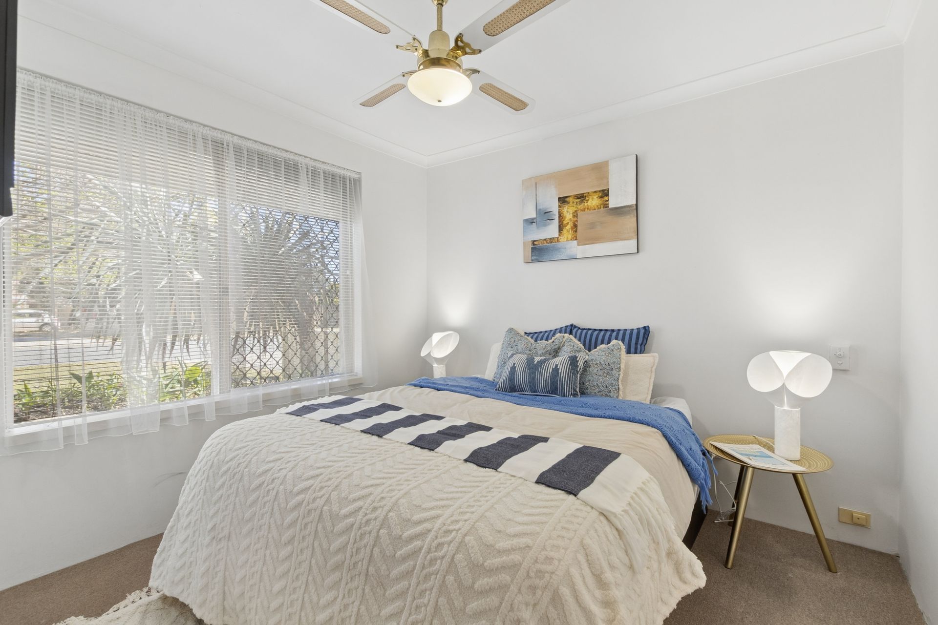 241 Belgravia Street — photo 11 of 30