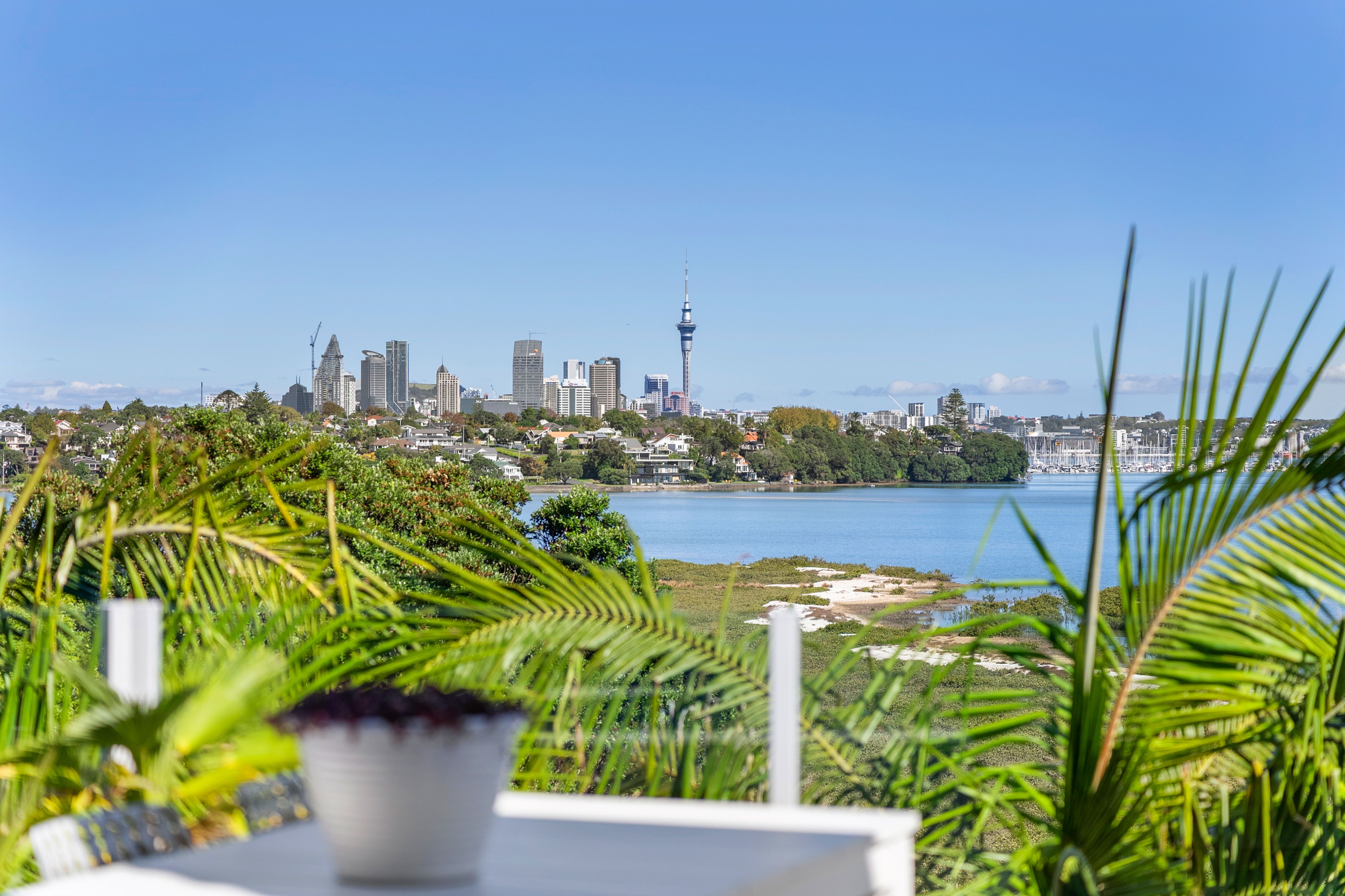 16A Pine Ridge Terrace, Hauraki, North Shore City 0622 - Sold House ...