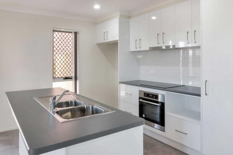 1/2 Beadman Street, Willow Vale, QLD 4209