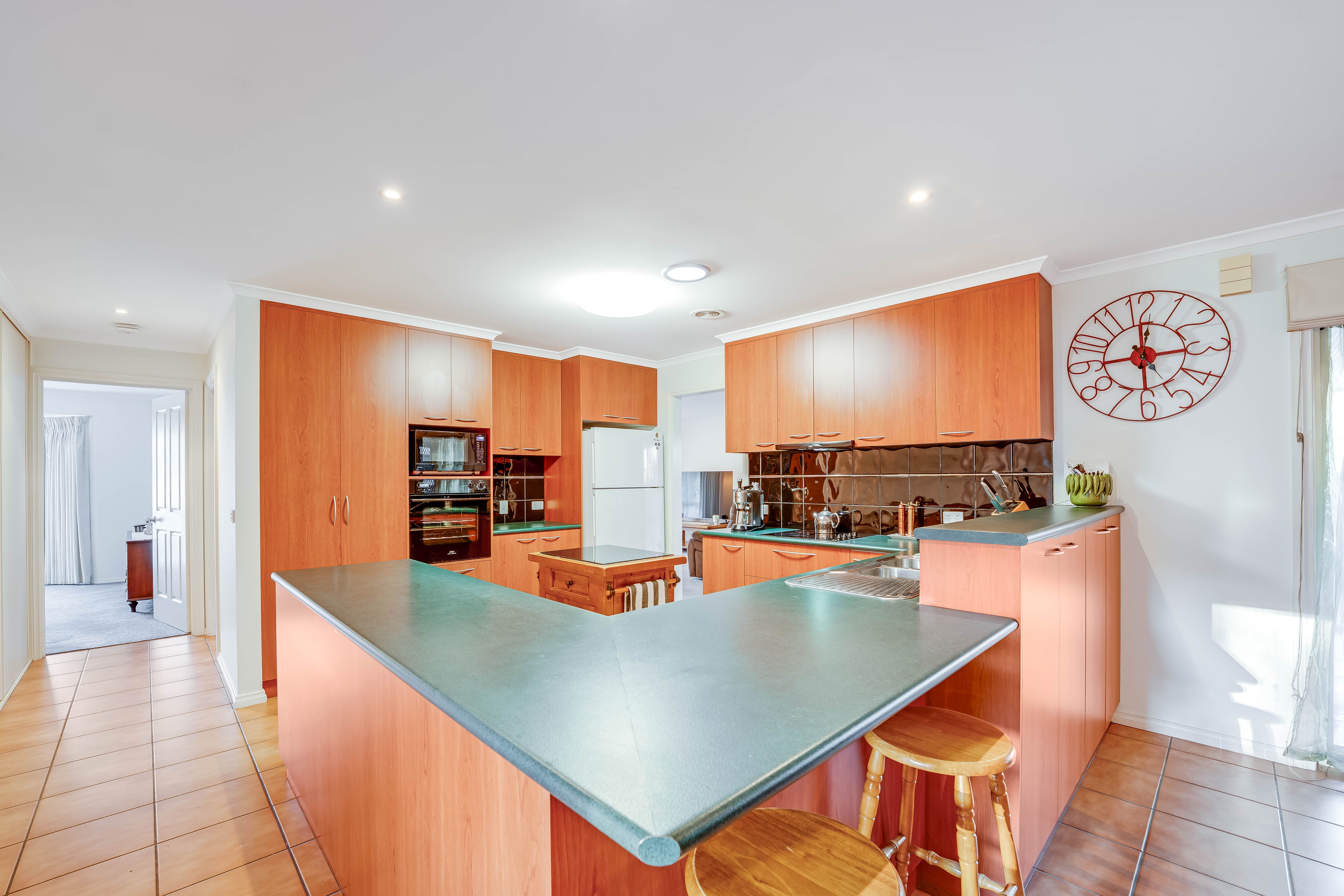 663 Pearsall Street — photo 11 of 30
