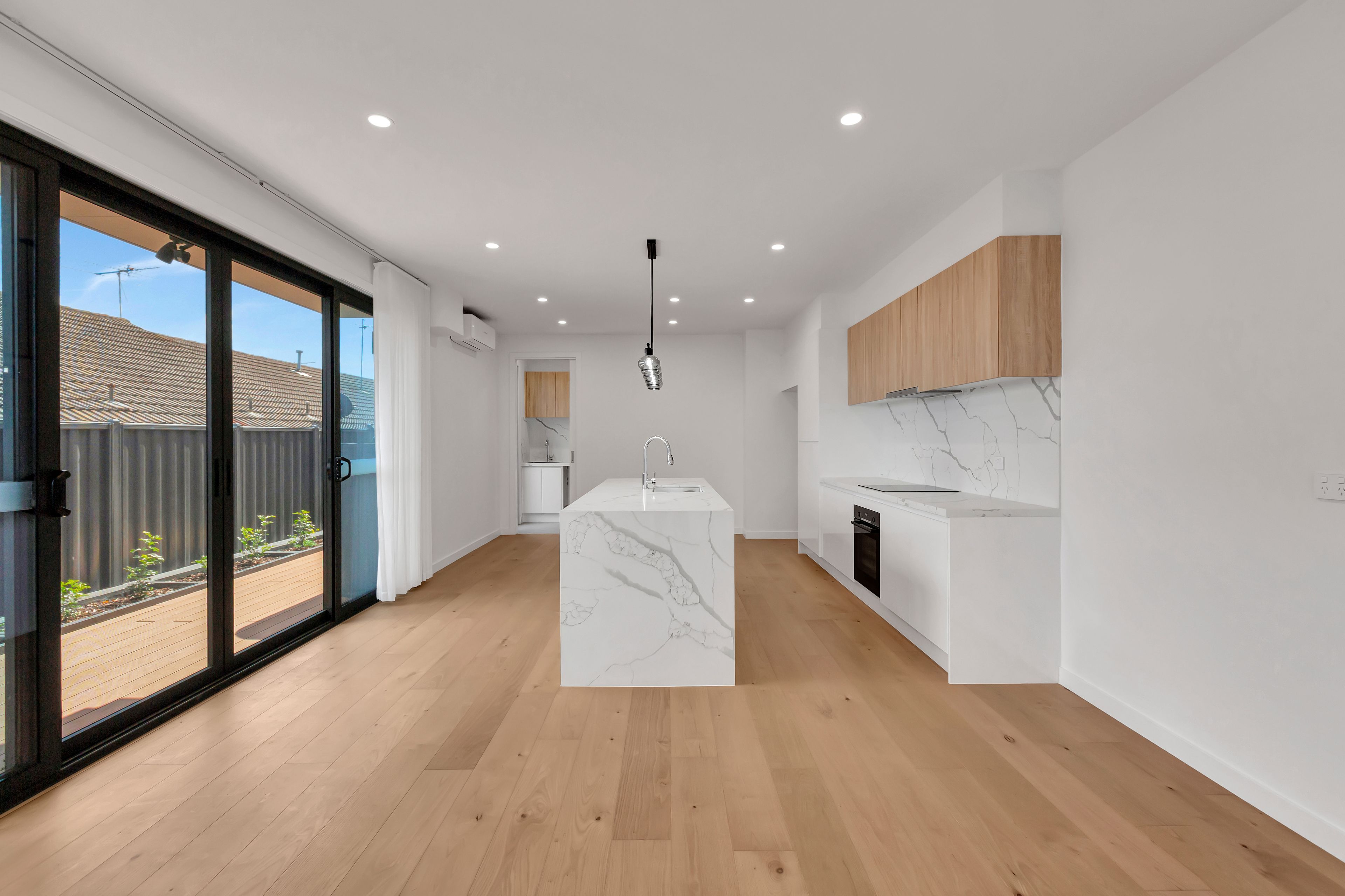 416E Gaffney Street — photo 2 of 10