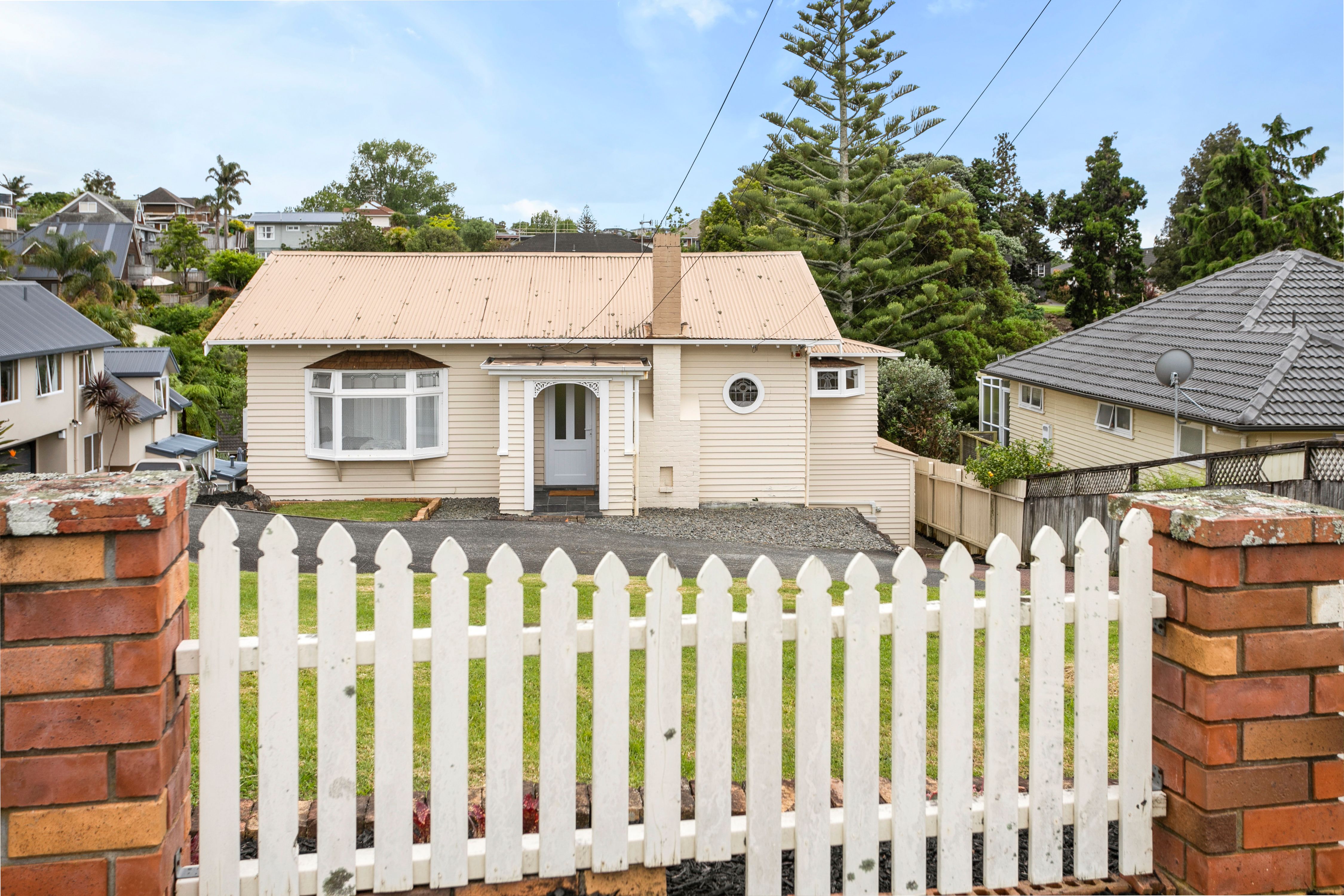 36 Selwyn Road, Cockle Bay, Manukau City