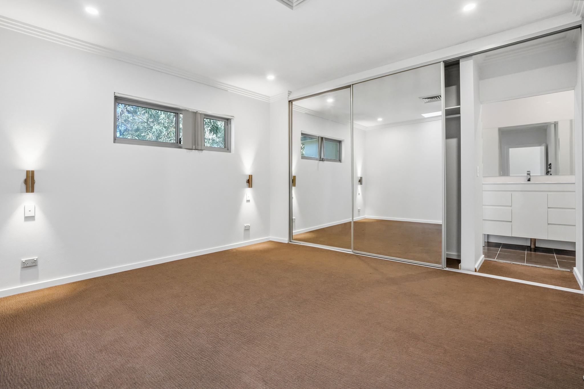 74 Karne Street North — photo 13 of 23