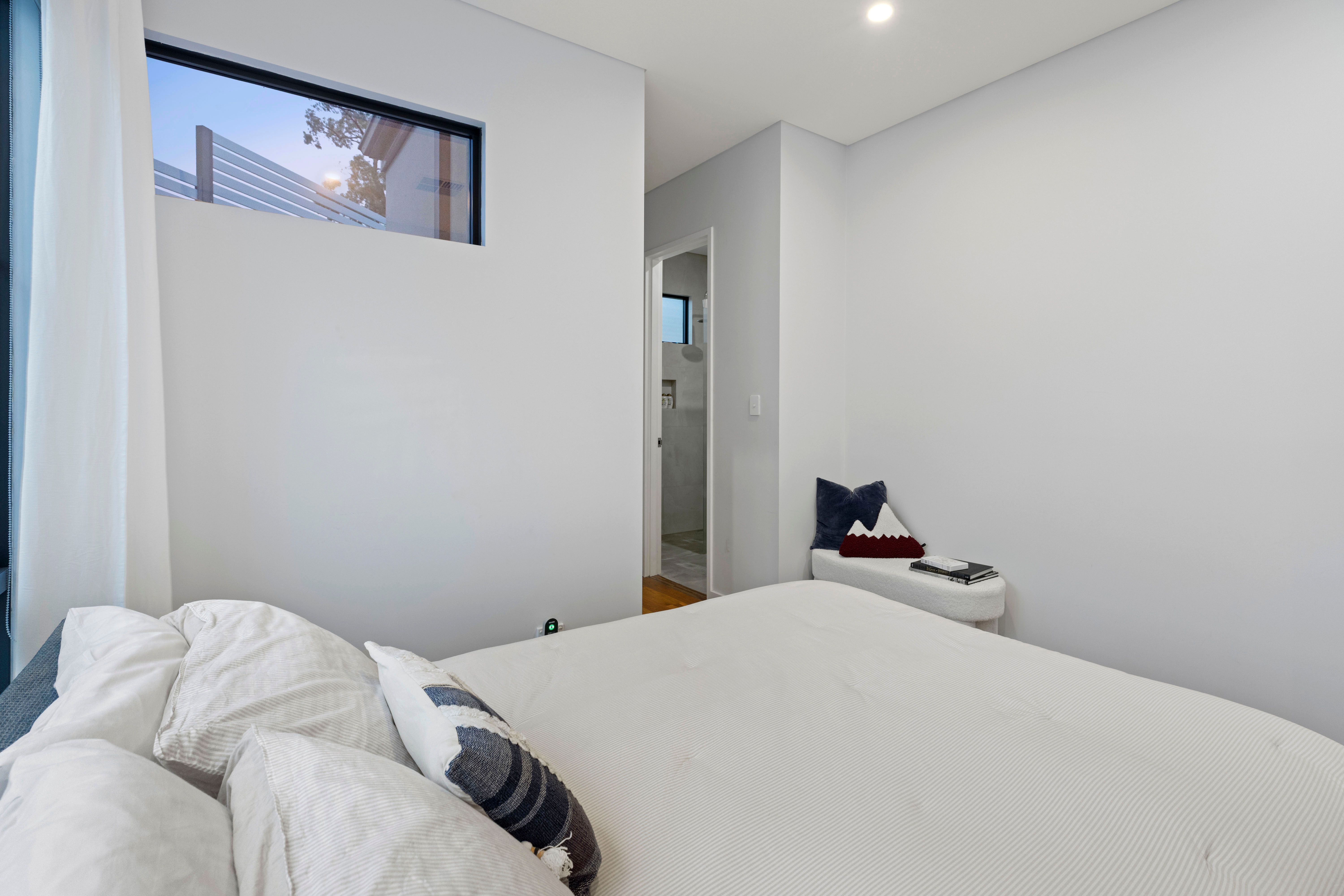 5 Addison Way — photo 17 of 24