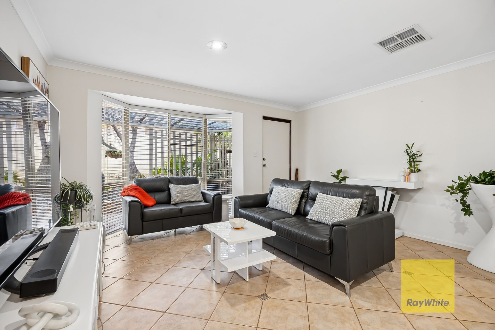 2/98 Reynolds Road, Mount Pleasant, WA 6153
