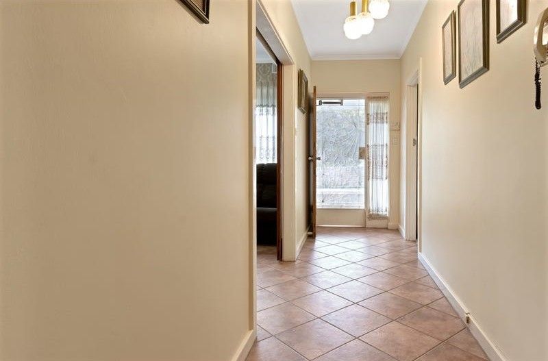 18 Lorenz Street — photo 5 of 20