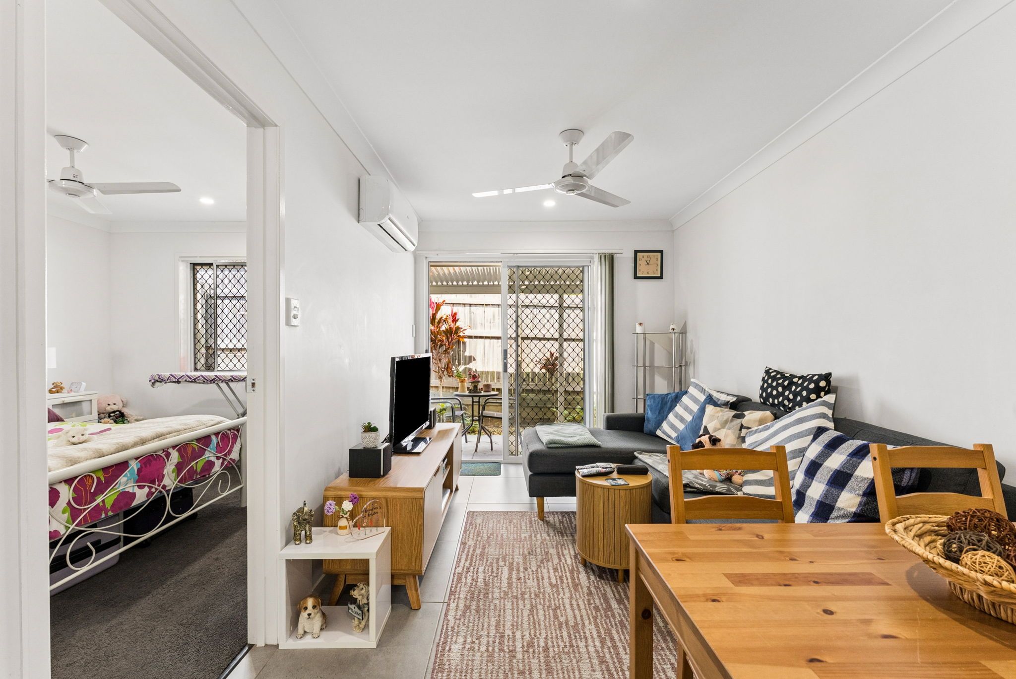14/10-12 Bishop Street — photo 5 of 16