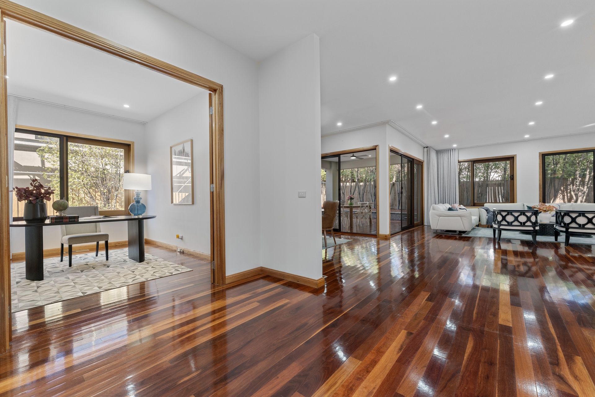 24 Greenways Road — photo 10 of 27