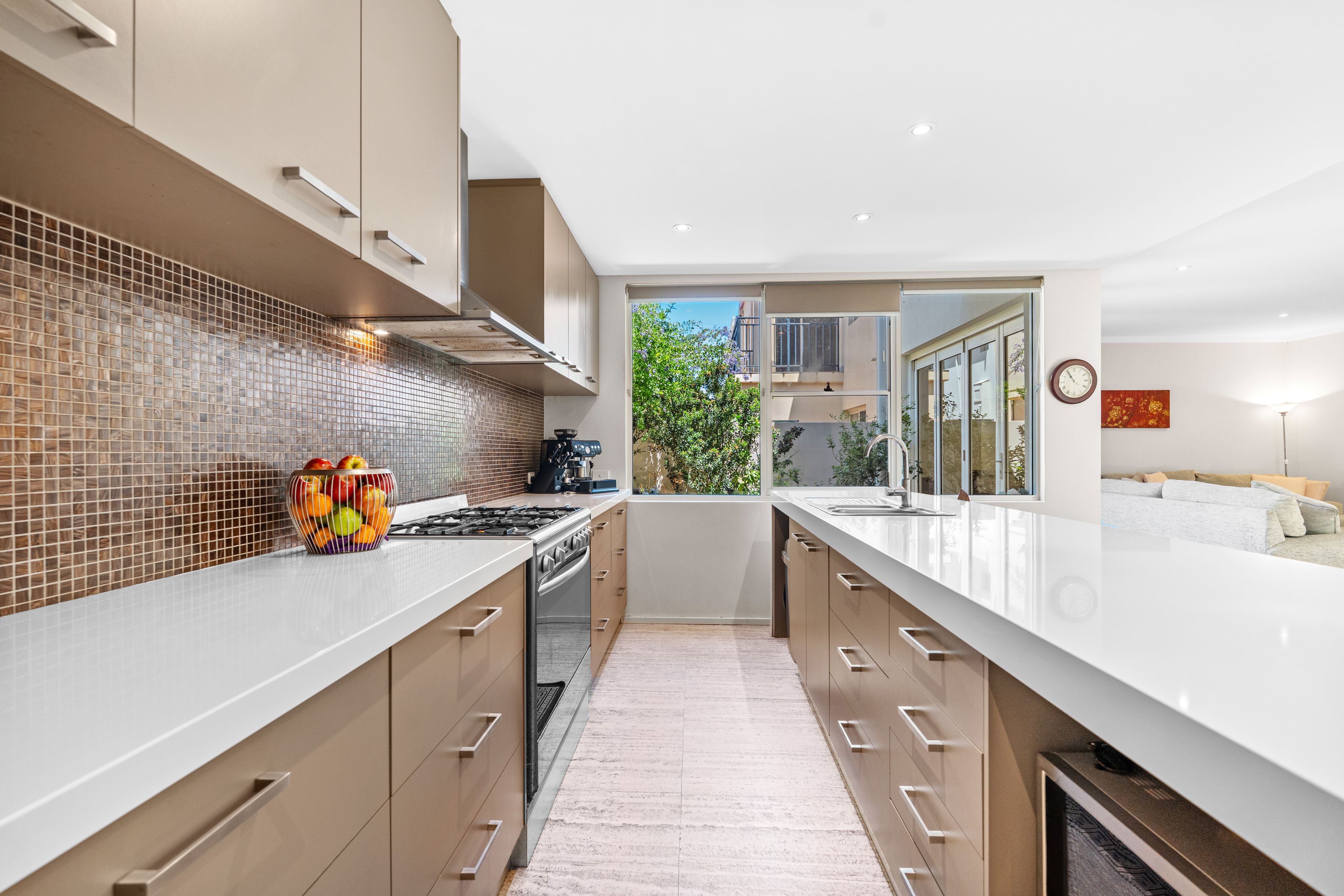 17 Pimlico Place — photo 4 of 24