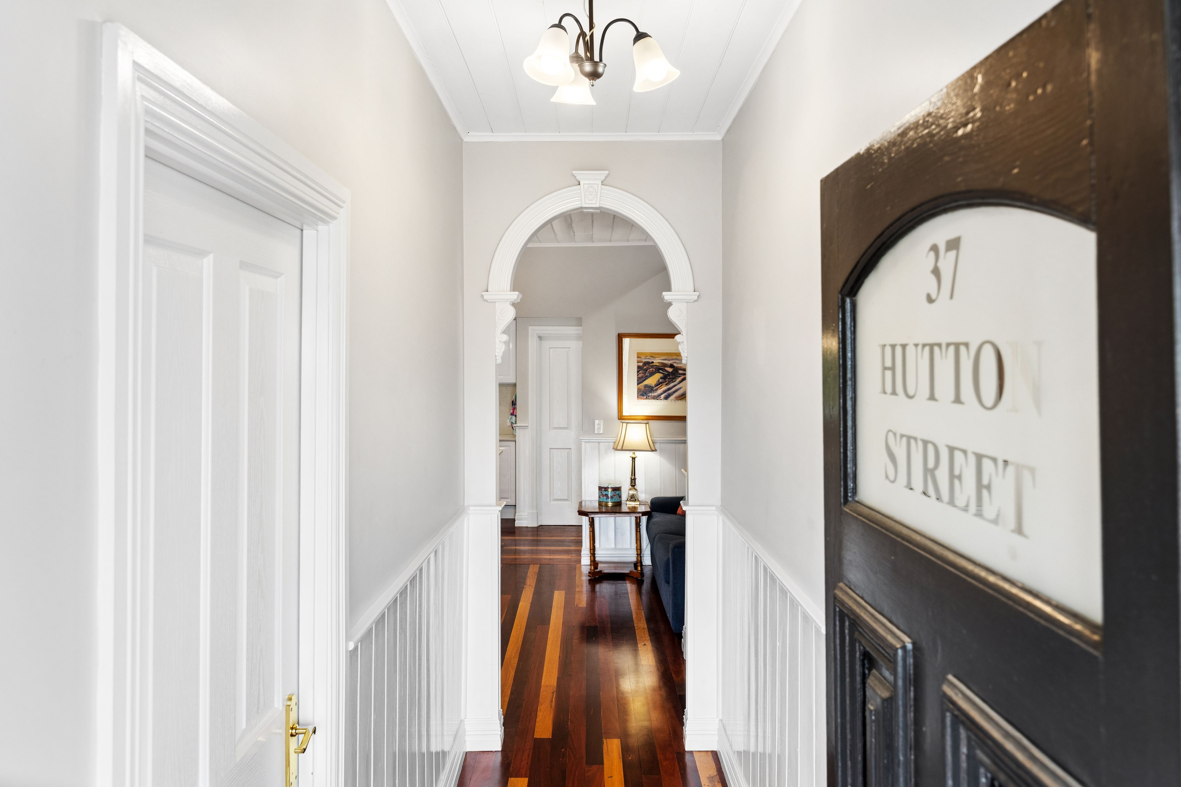 37 Hutton Street — photo 3 of 16