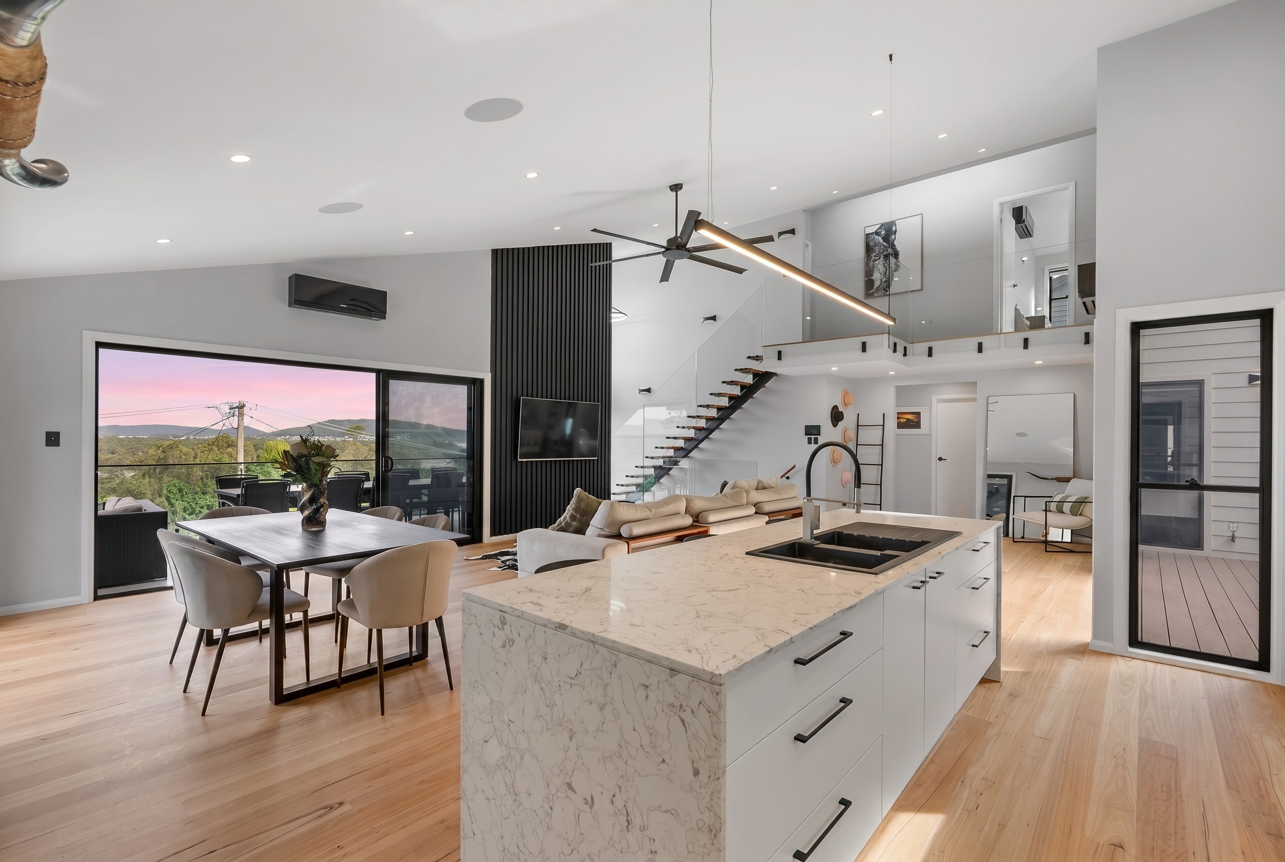 37 Treeview Place, Saratoga, NSW 2251