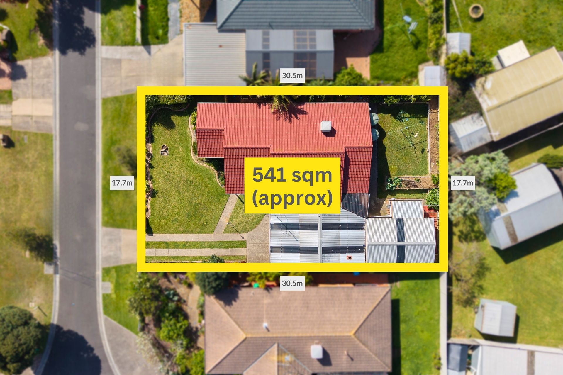 12 Rebecca Court — photo 14 of 17
