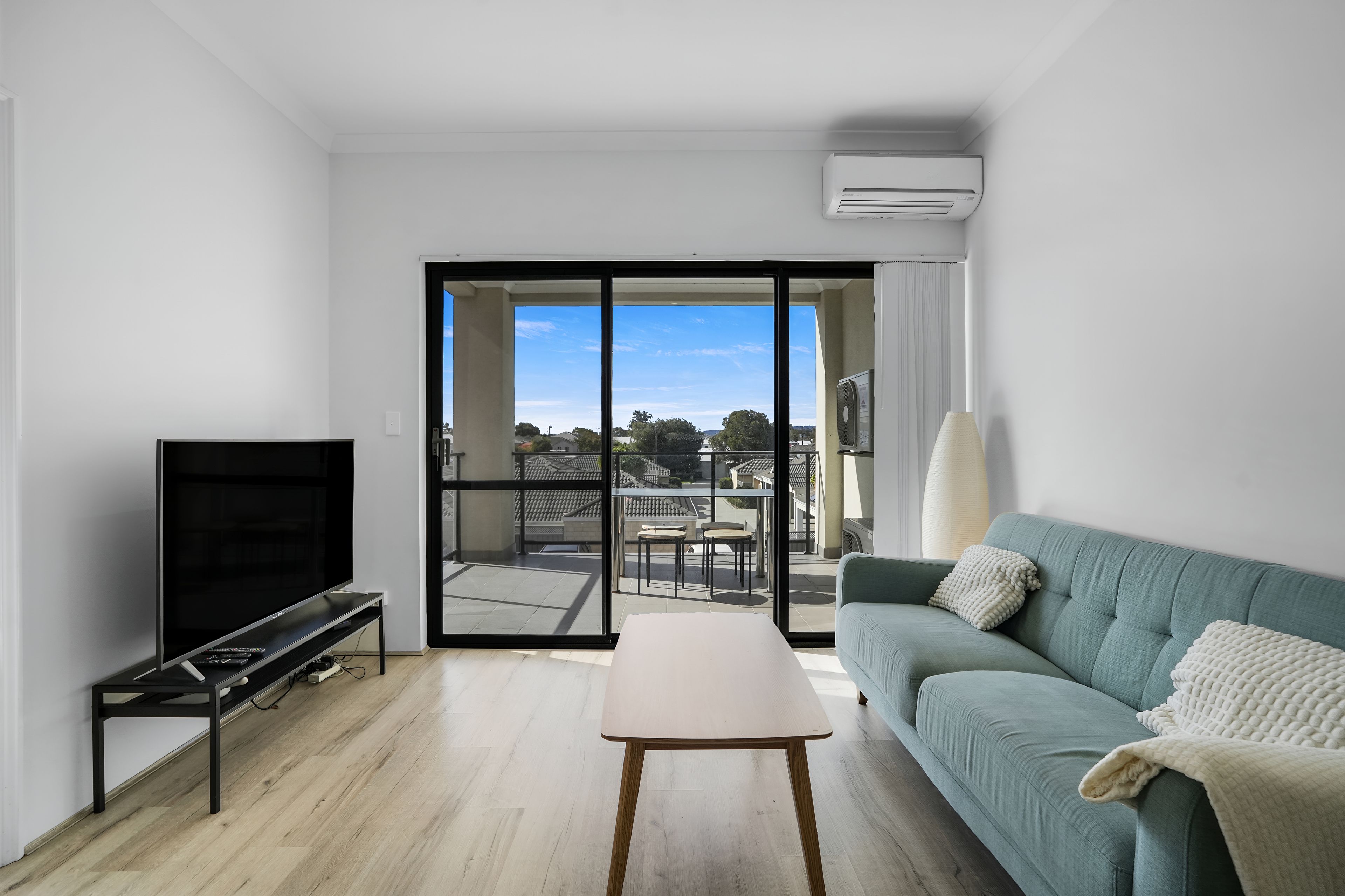 15/36 Henry Street — photo 3 of 25