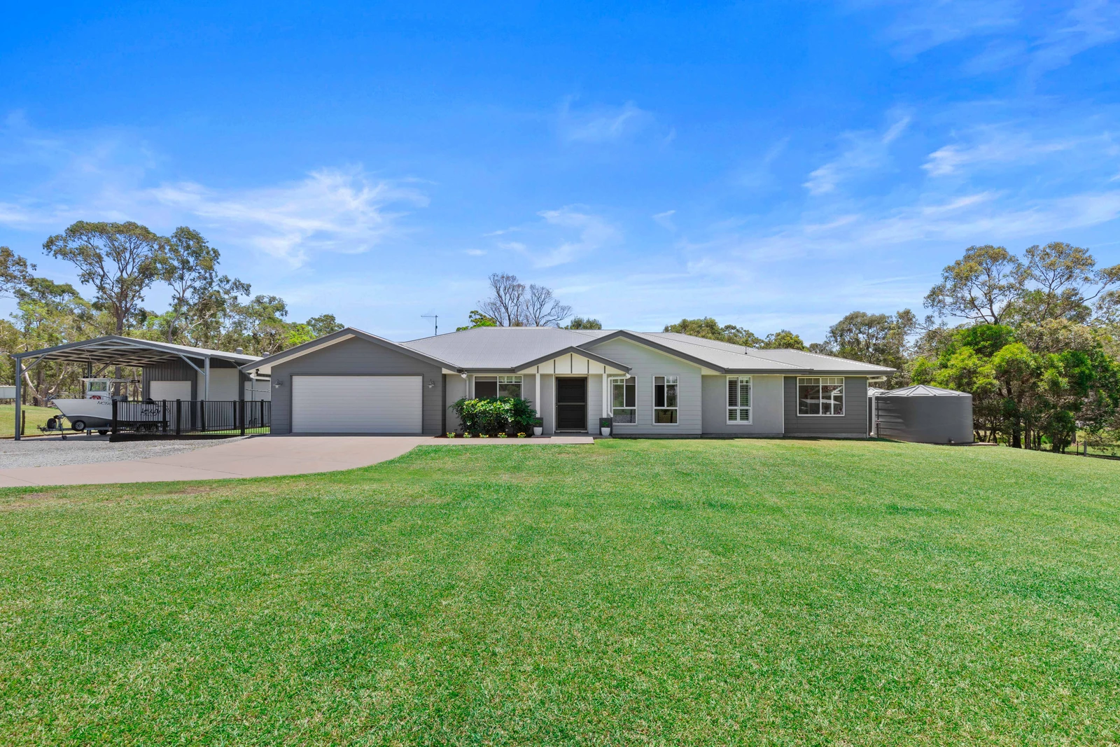 67 Dunmall Drive, Oakhurst, QLD 4650