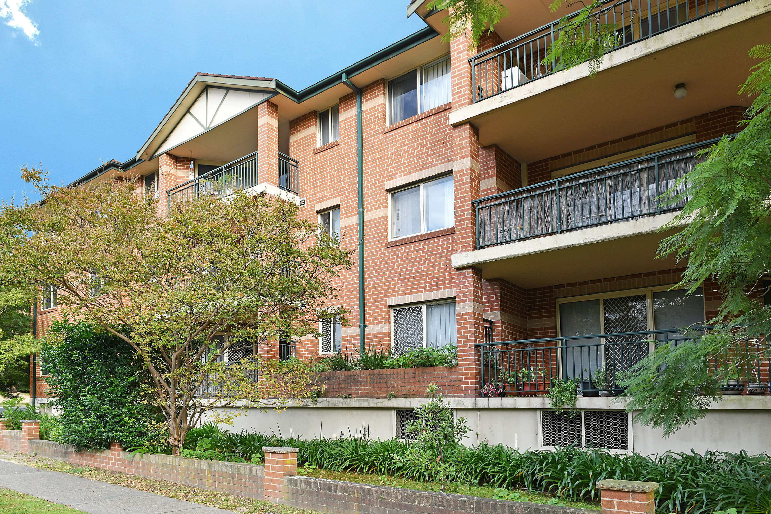 41 Burdett Street, Hornsby NSW 2077