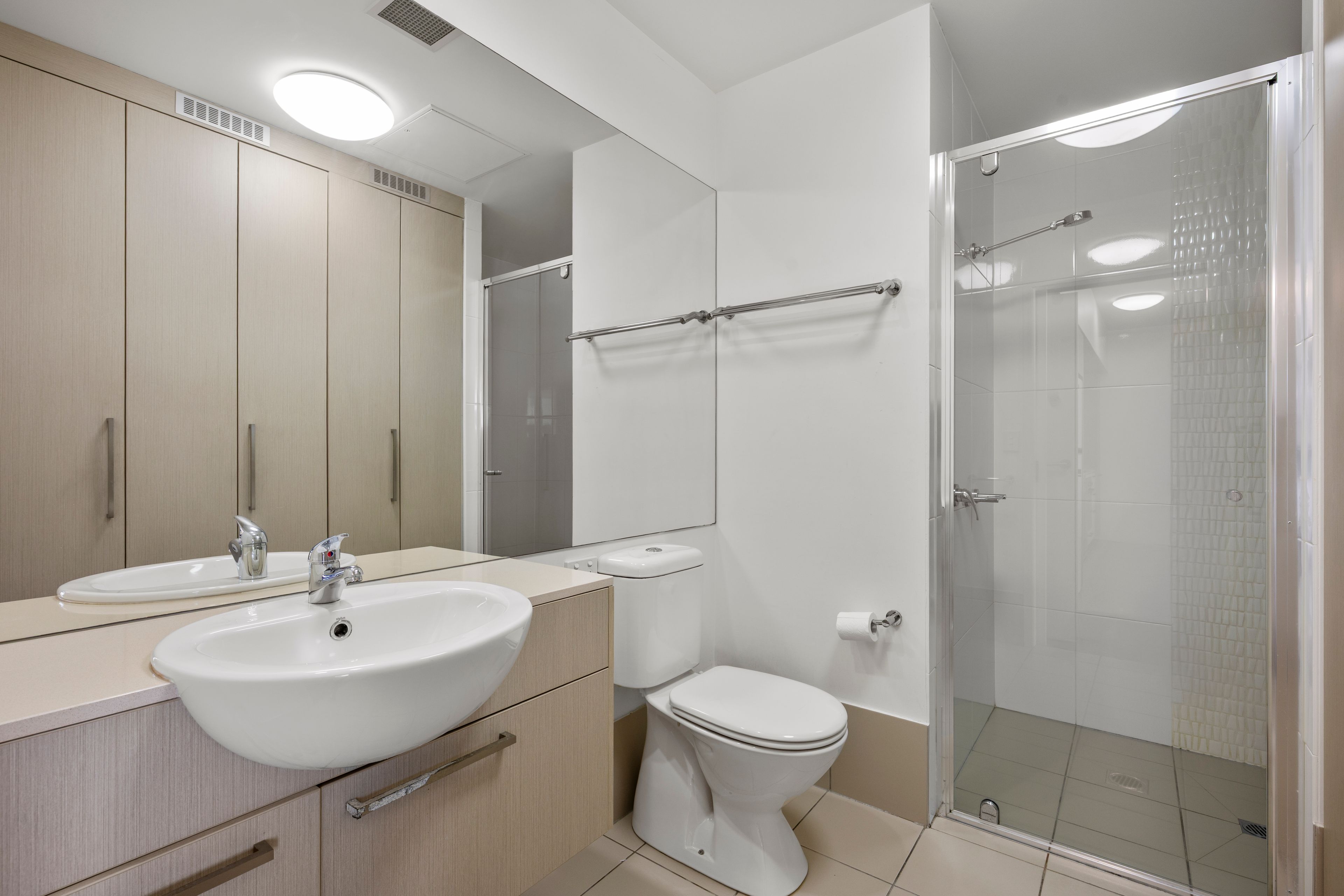 40/3 Kingsway Place — photo 13 of 17