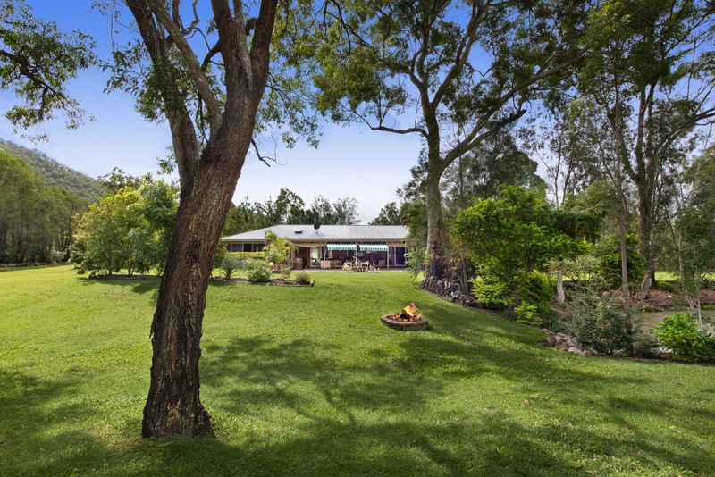 52 Showgrounds Drive, Highvale, QLD 4520