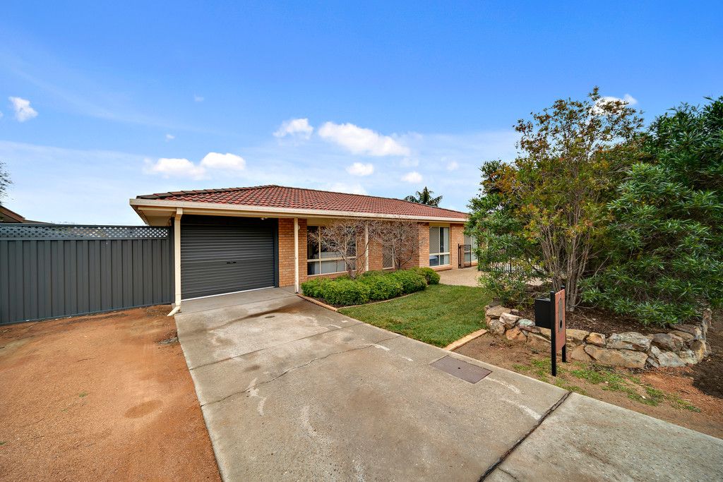 2 Altson Circuit, Conder, ACT 2906