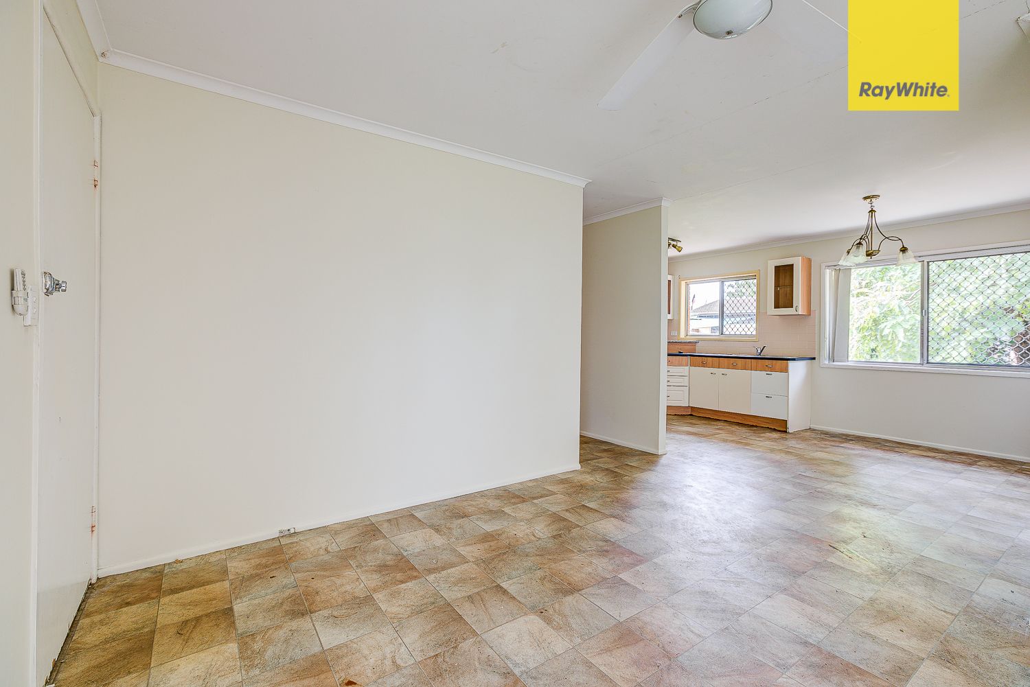 6 Walter Street, Logan Central, QLD 4114