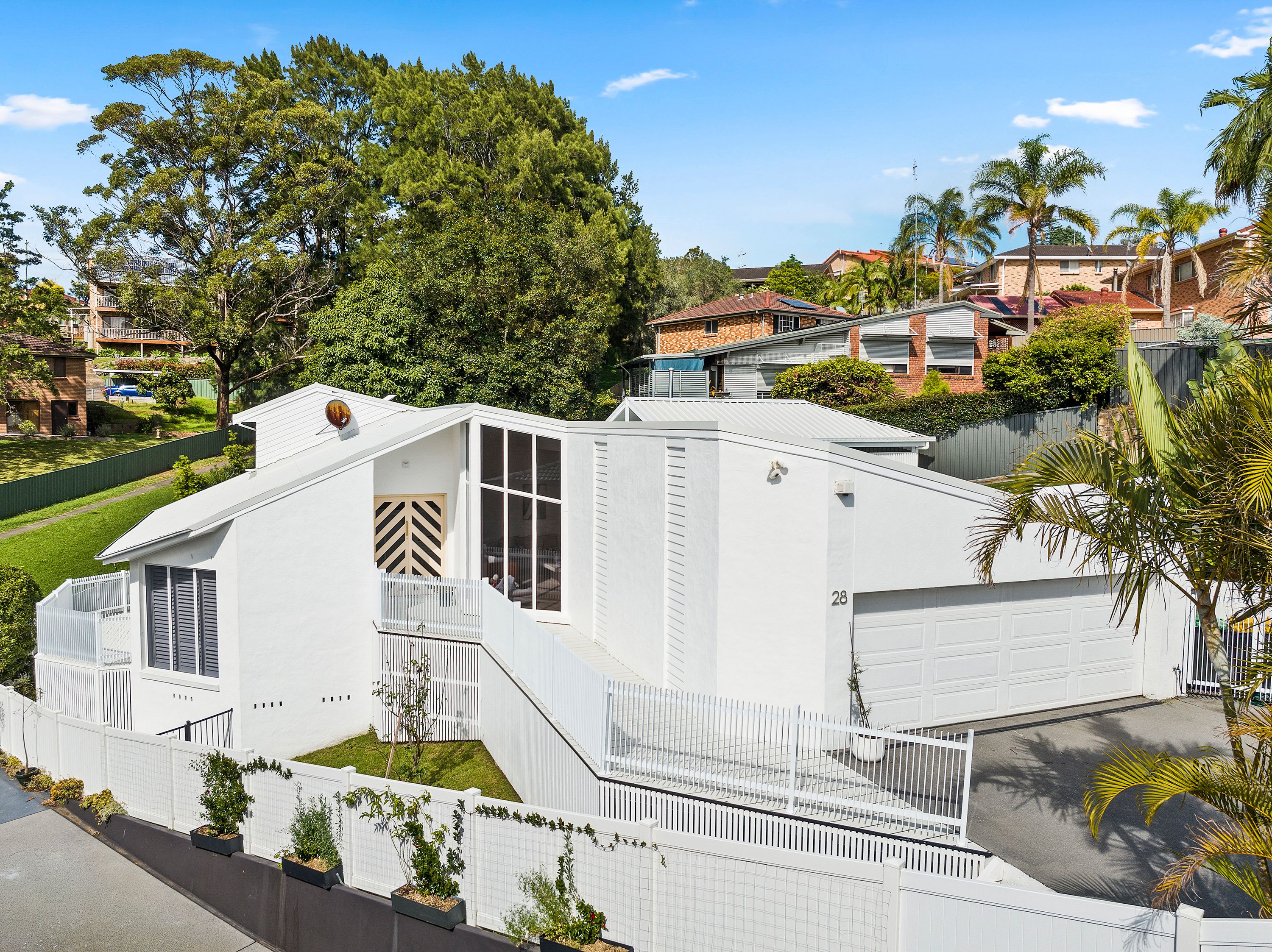 28 Kooranga Crescent — photo 12 of 12