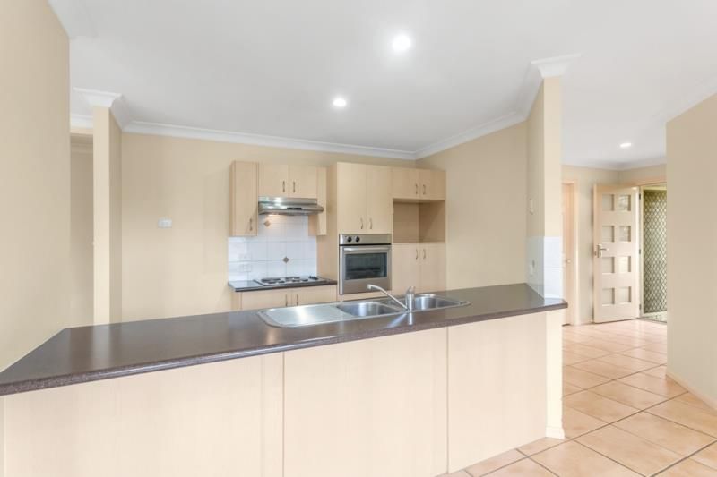 19 Heathwood Street, Taigum, QLD 4018