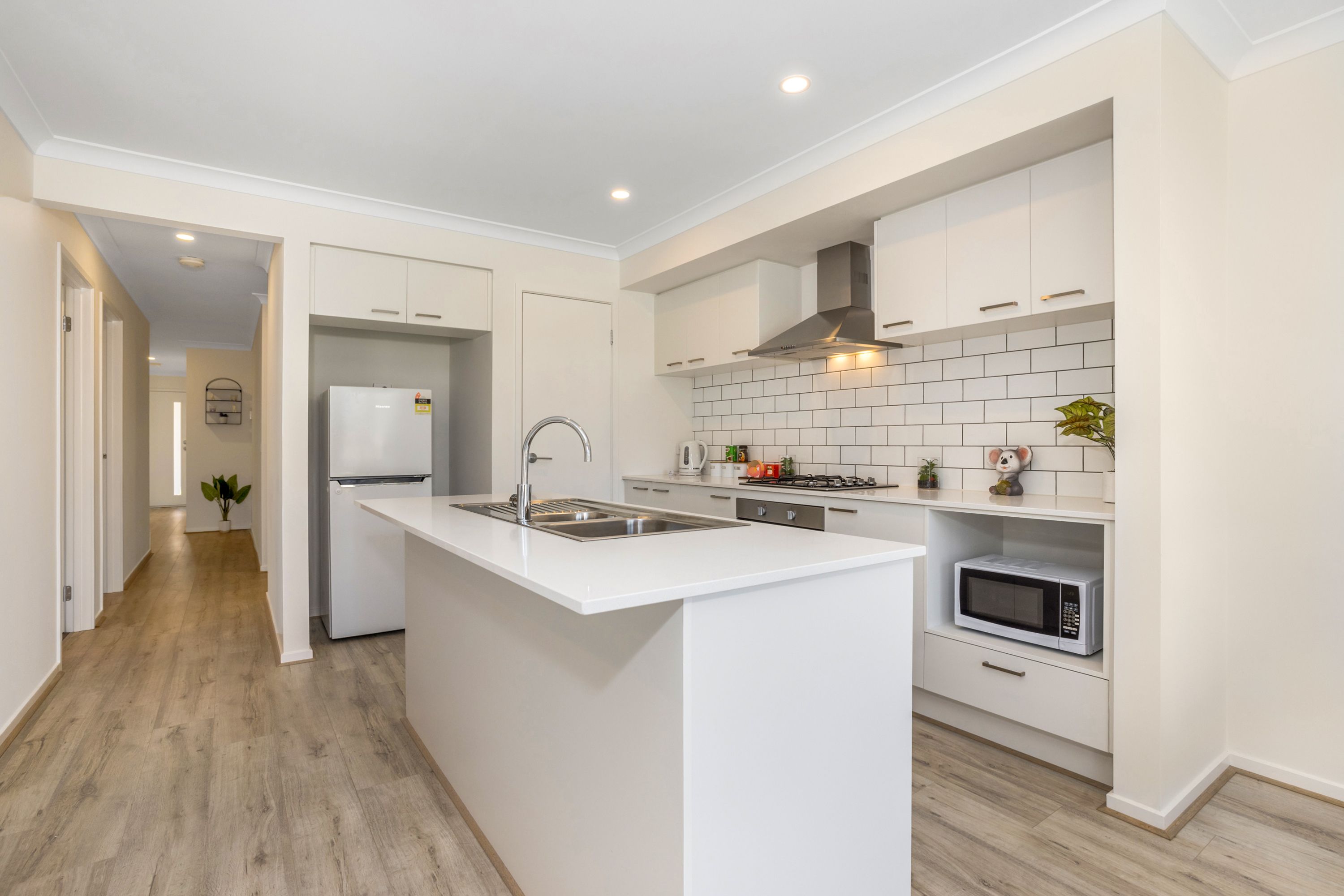 8 Keskadale Way, Clyde North, VIC 3978