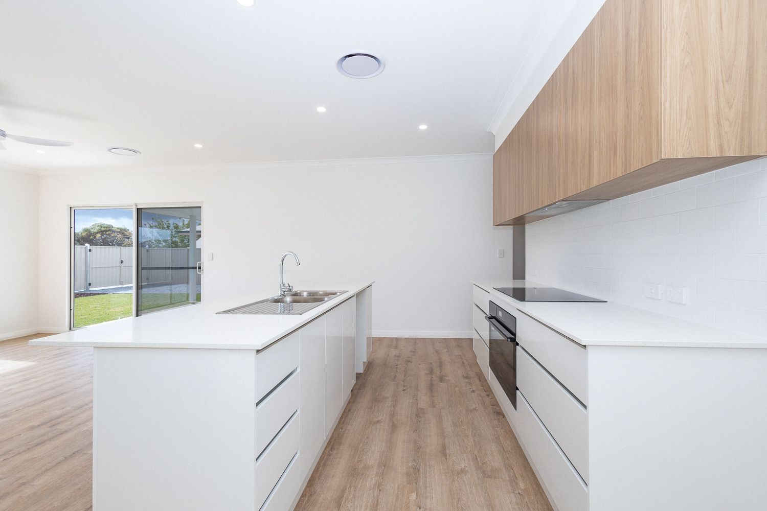 14 Hodgson Parkway — photo 3 of 8