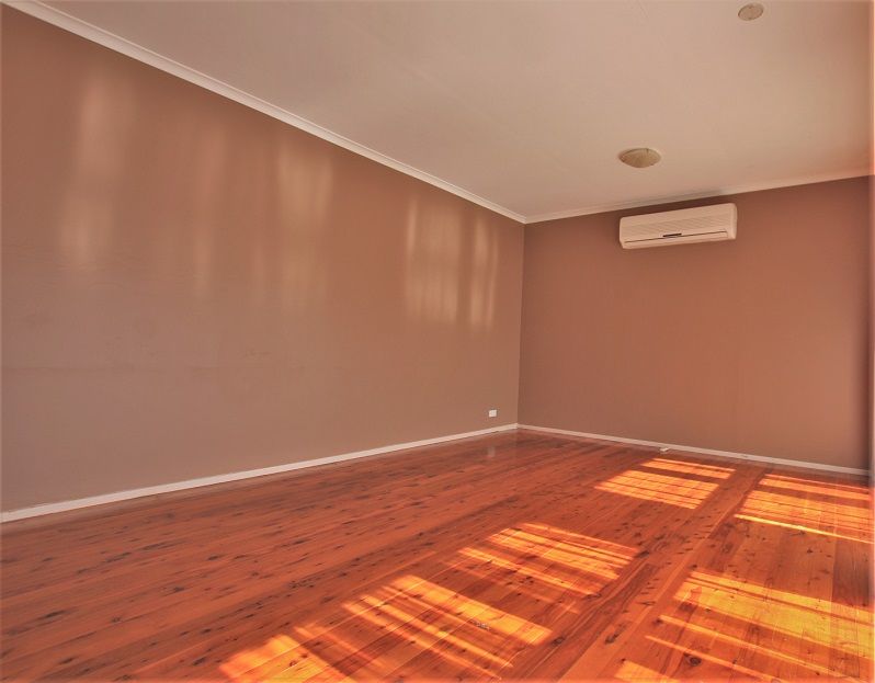 45 Aminya Crescent, Bradbury, NSW 2560