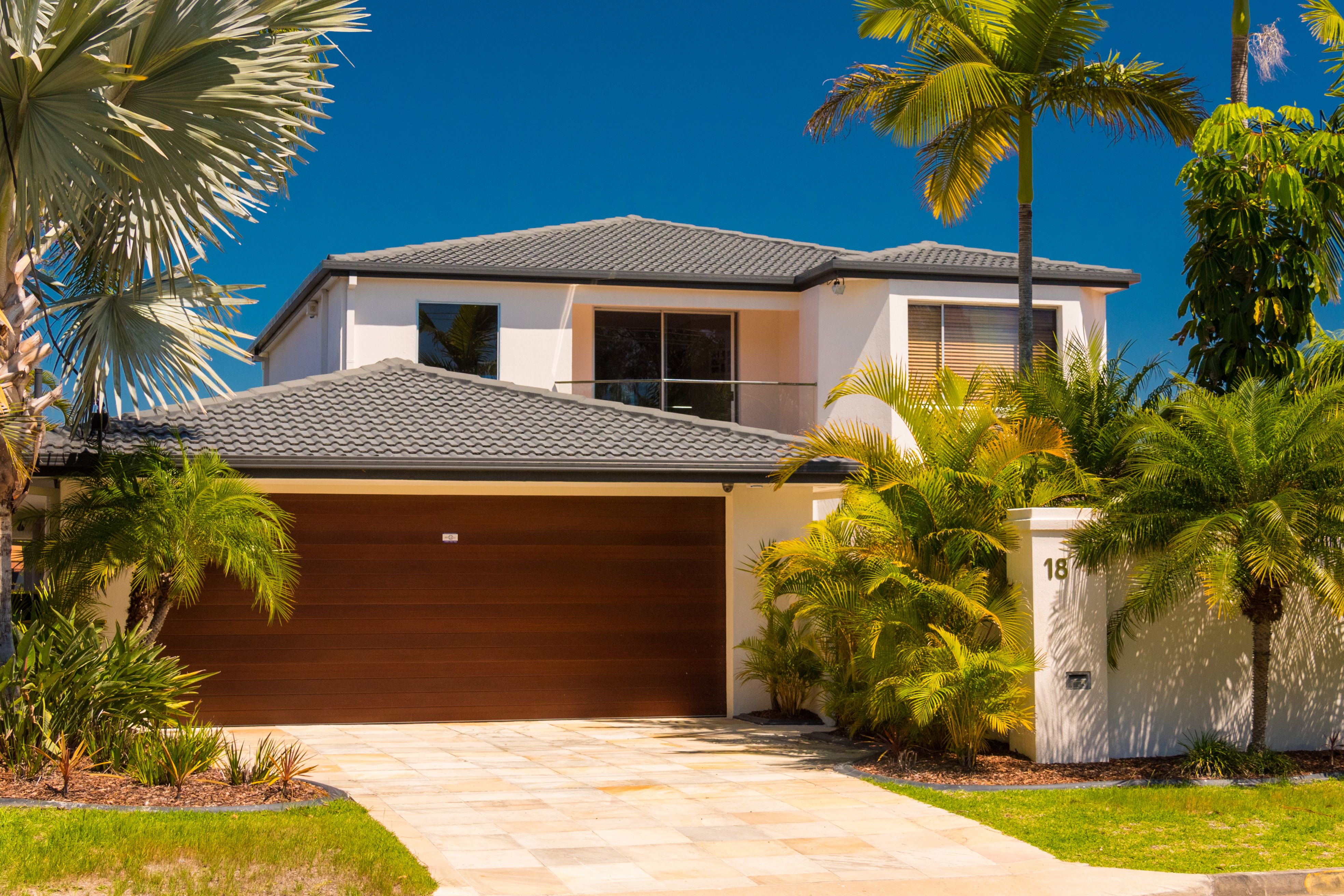 18 Gibraltar Drive, Isle Of Capri, QLD 4217